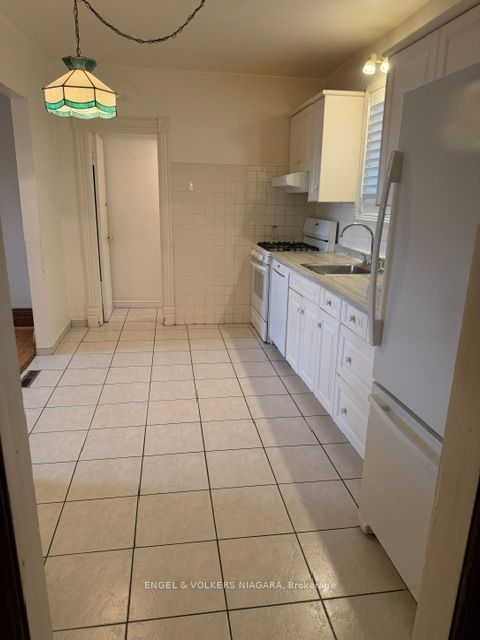 5821 Leonard Avenue Property Photo 15