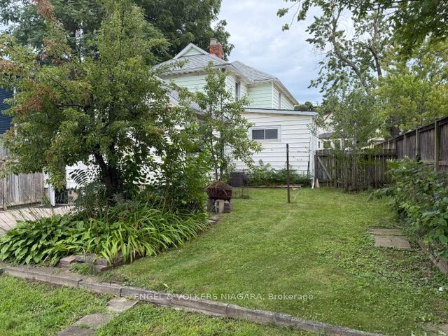5821 Leonard Avenue Property Photo 27