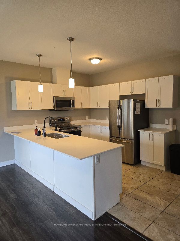 439 Athlone Avenue 2a Property Photo 3