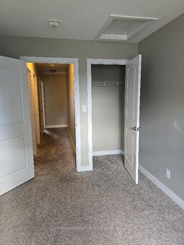 439 Athlone Avenue 2a Property Photo 8