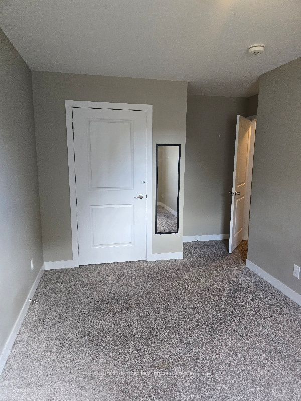 439 Athlone Avenue 2a Property Photo 9
