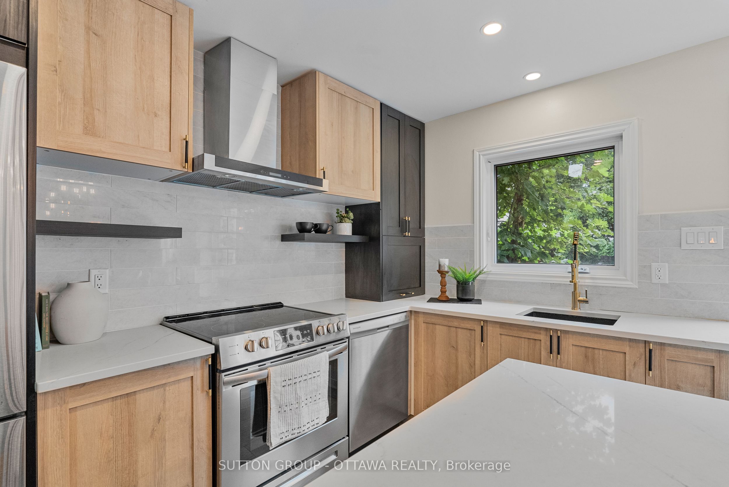 6651 Tooney Drive Property Photo 13