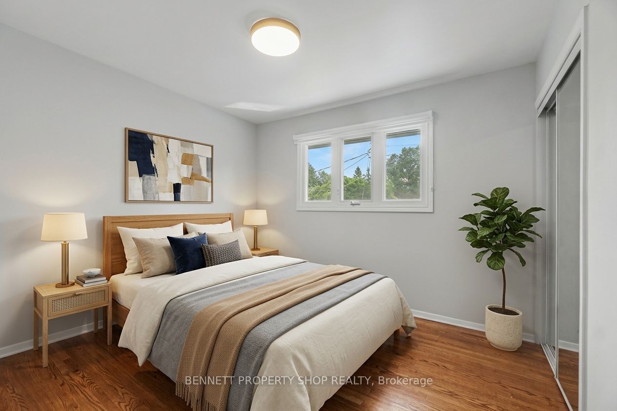 1902 Featherston Drive Property Photo 15