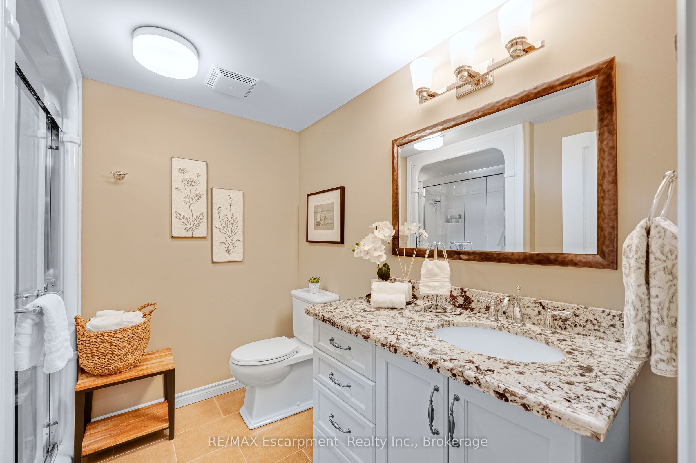 30 Cedar Street 24 Property Photo 31