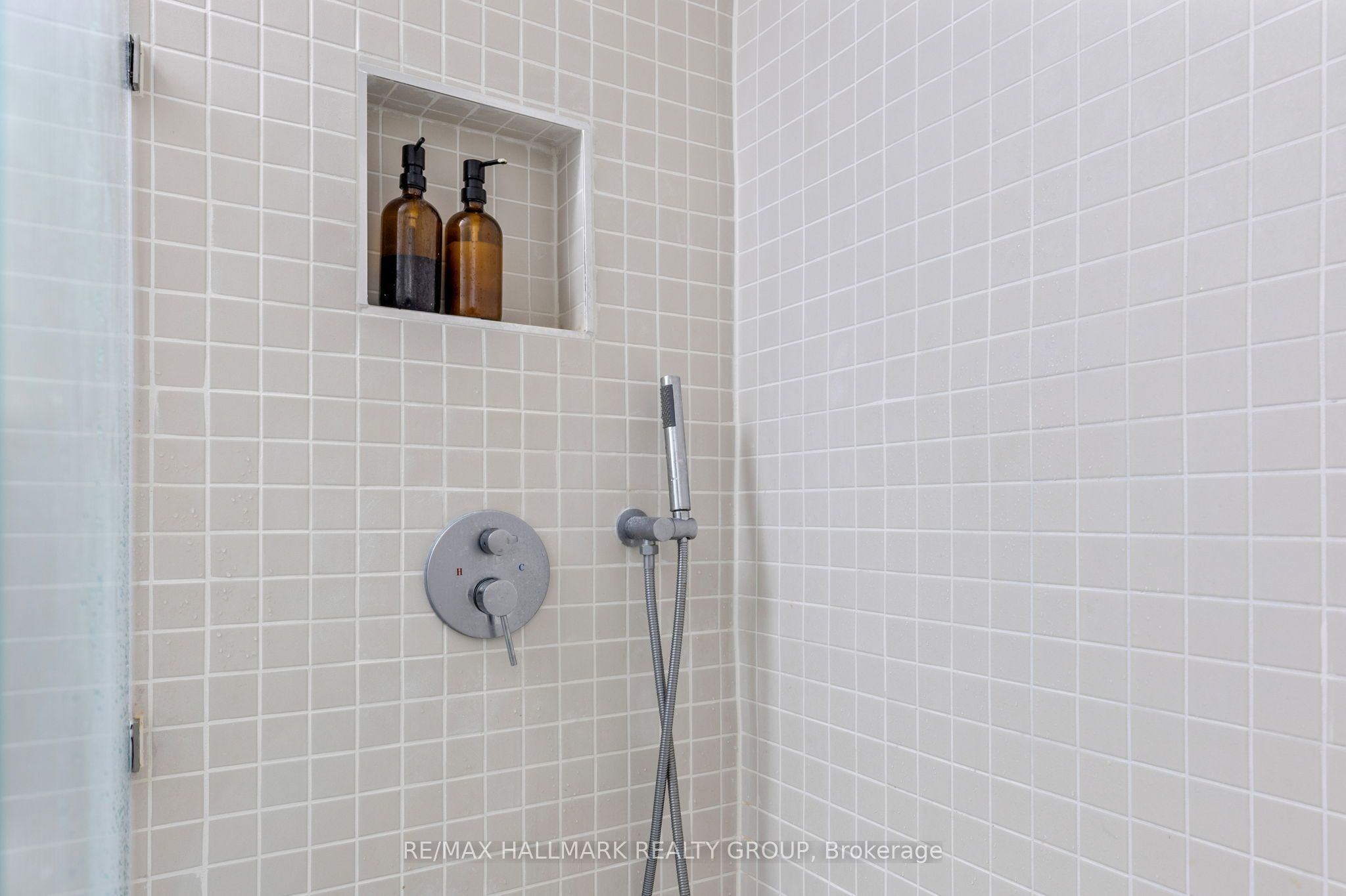 18 Nepean Street 701 Property Photo 21