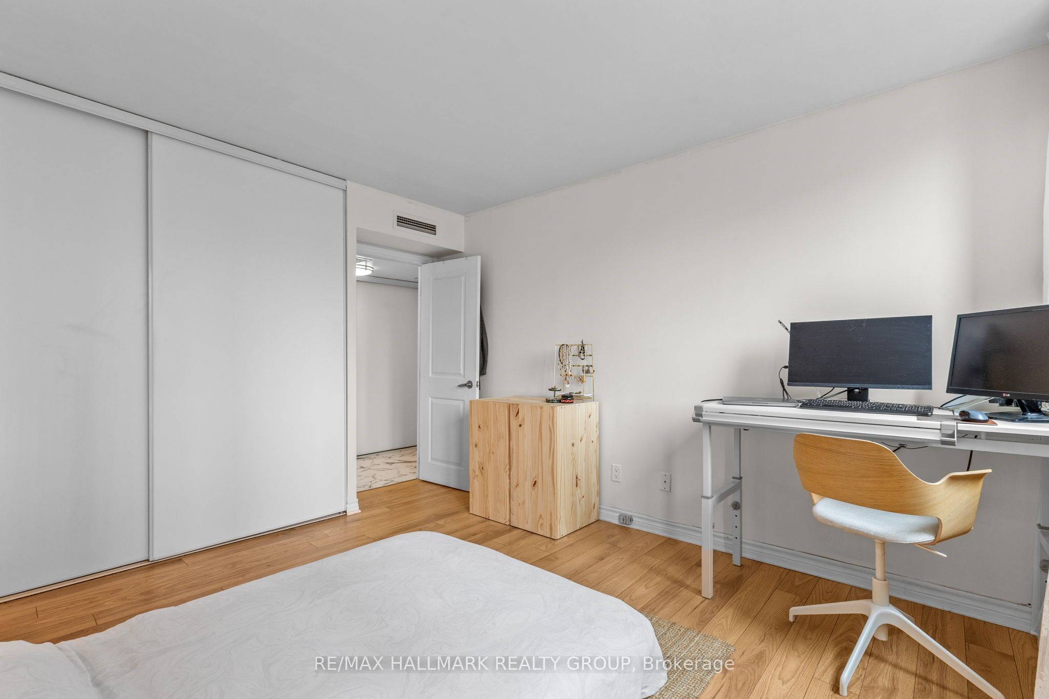 18 Nepean Street 701 Property Photo 22