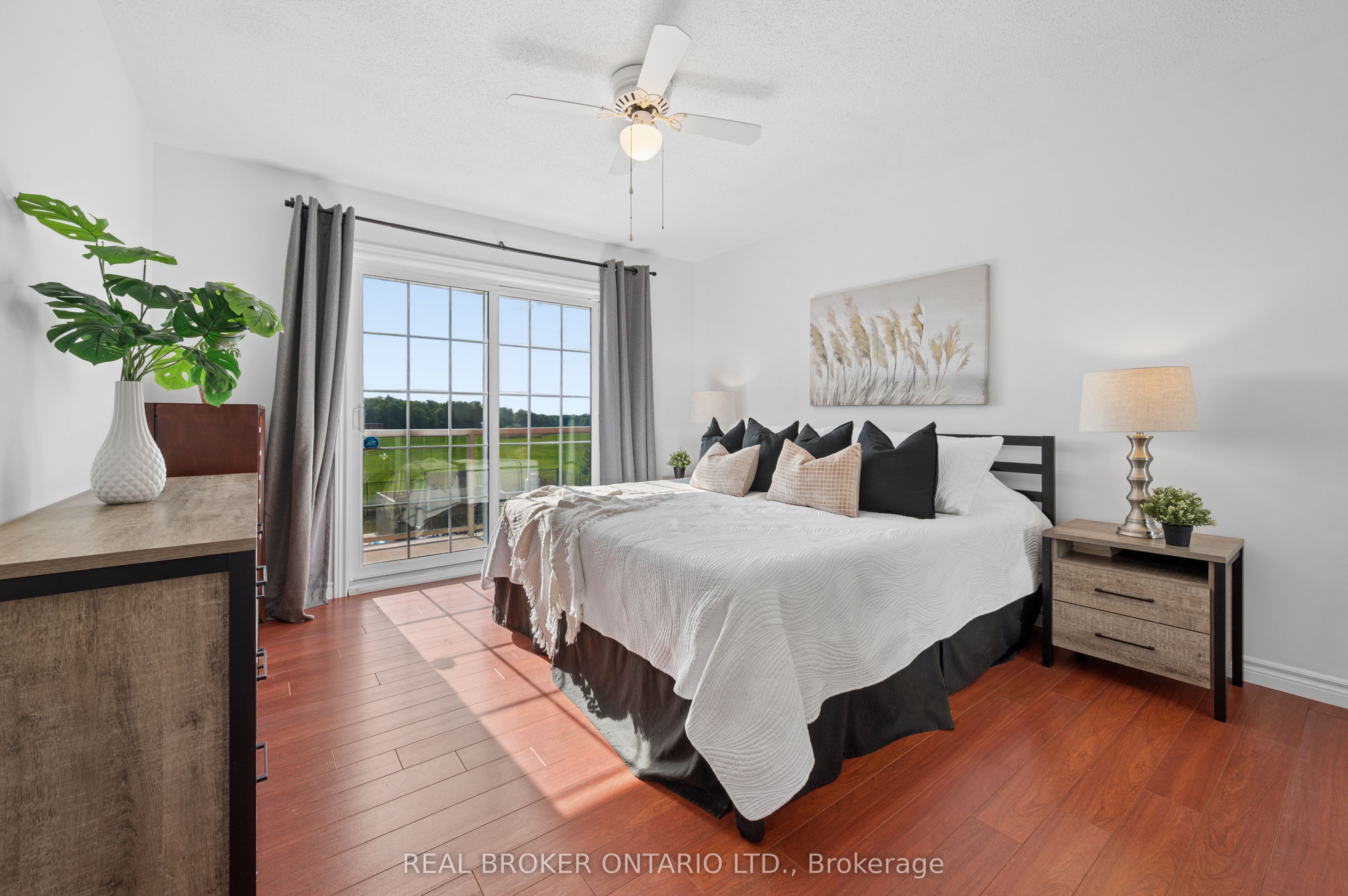 1049 Sheffield Road Property Photo 14