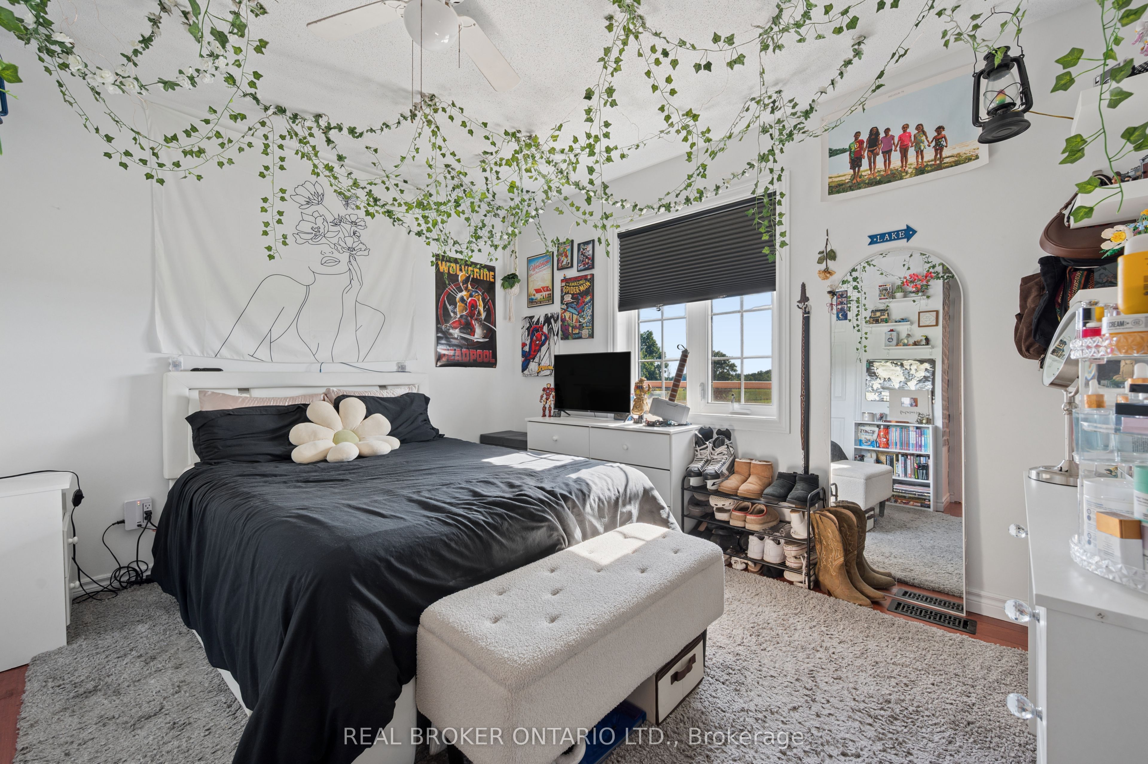 1049 Sheffield Road Property Photo 18