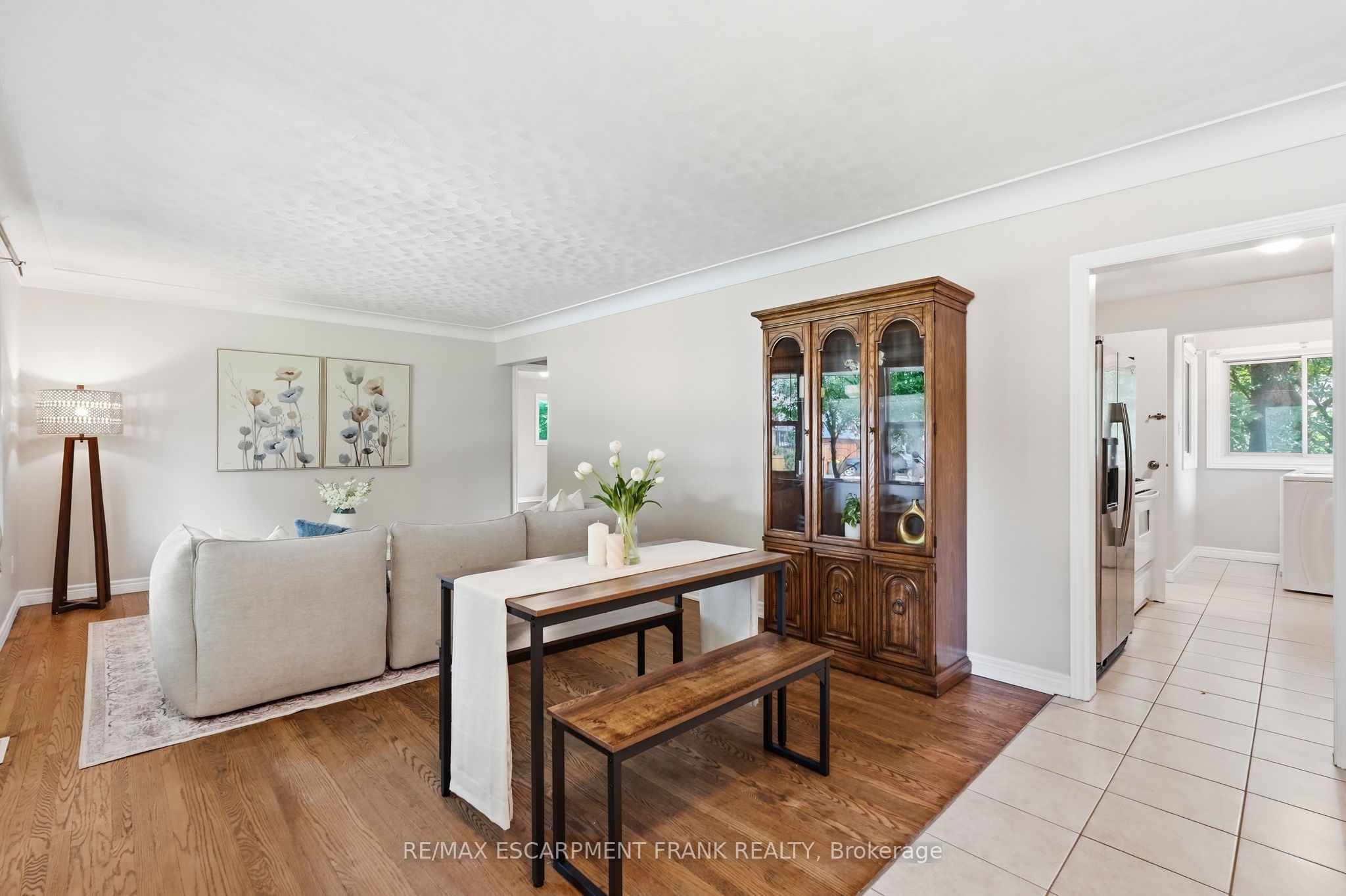 8 Emming Court Property Photo 7