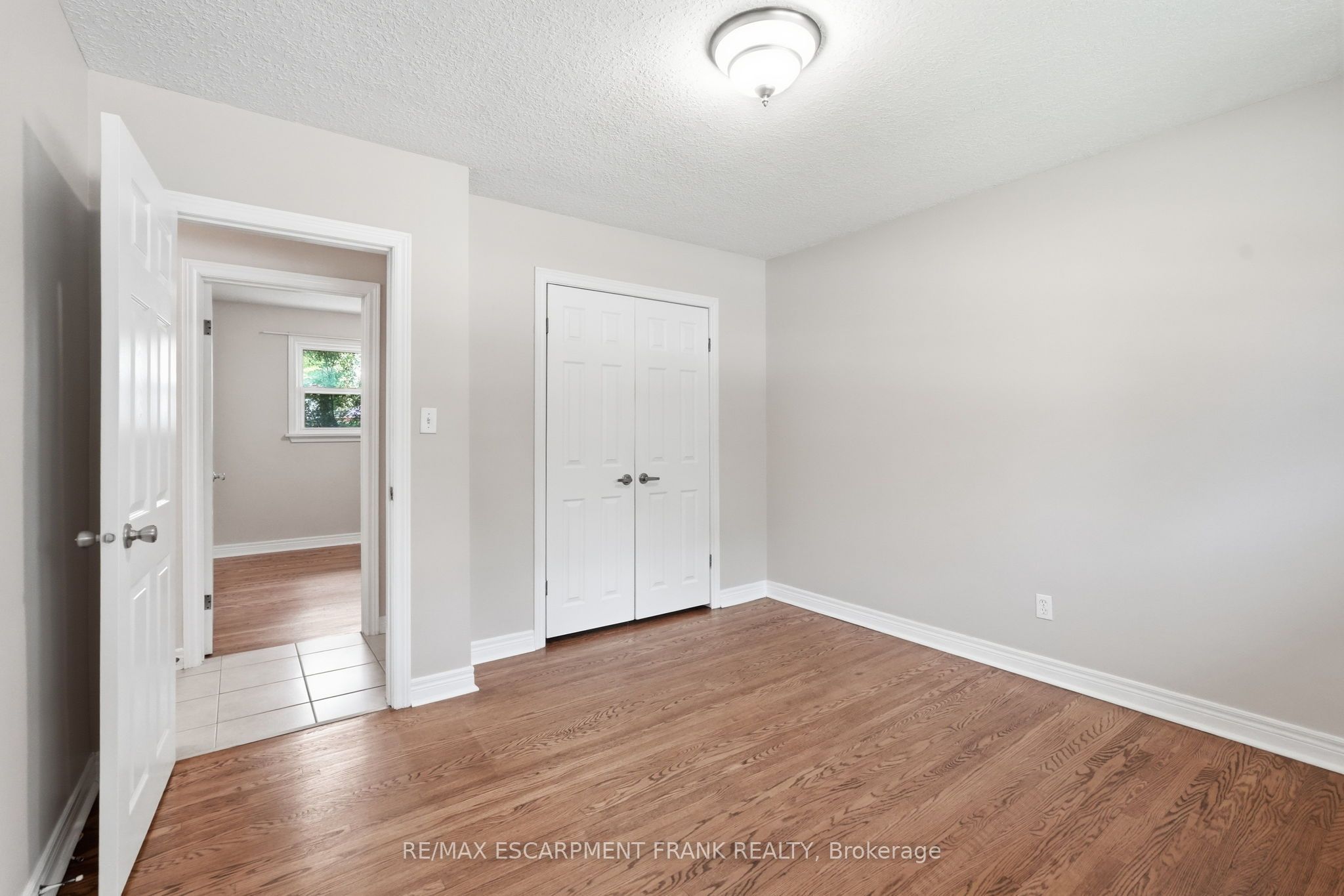 8 Emming Court Property Photo 25