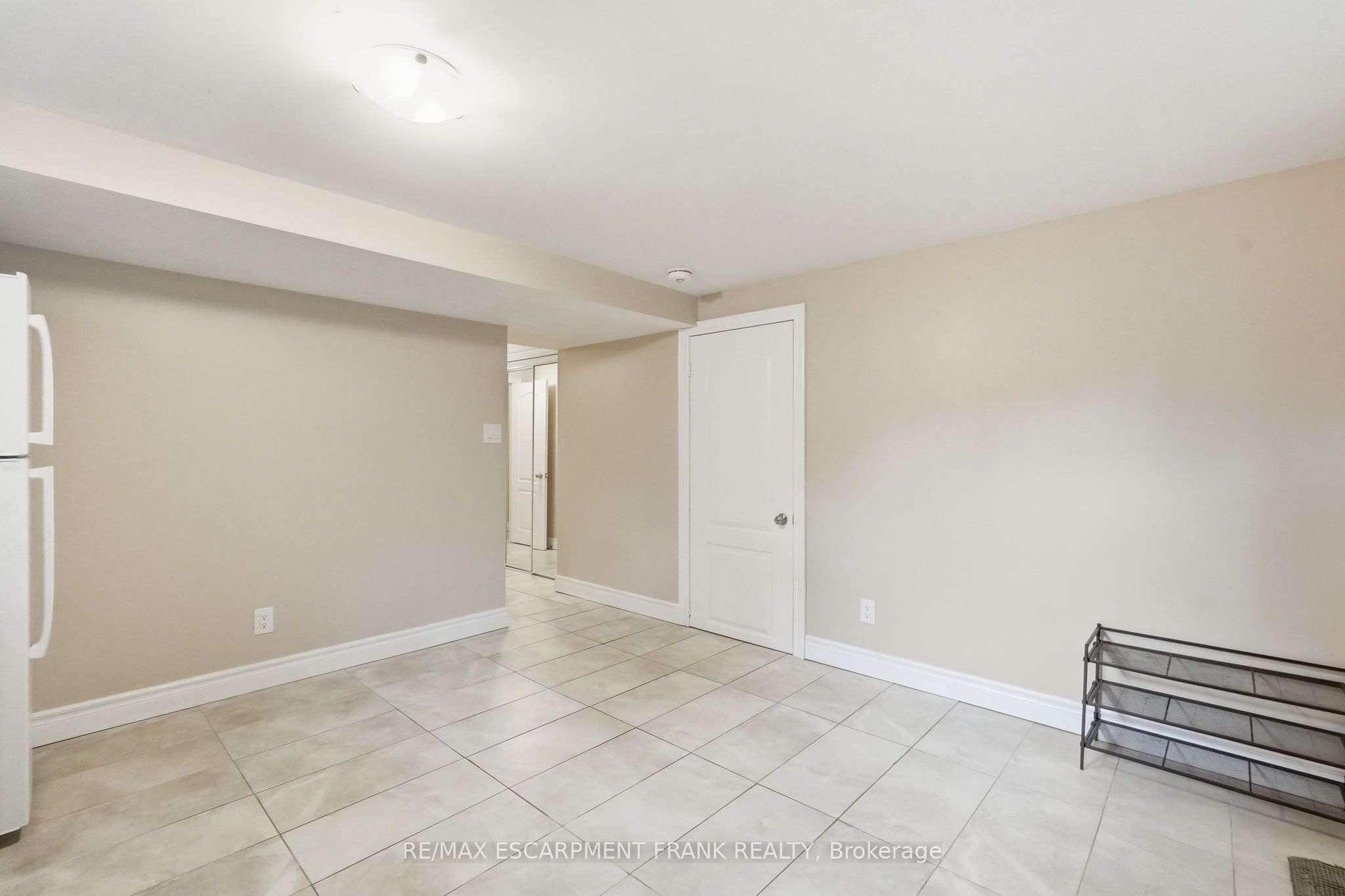 8 Emming Court Property Photo 37