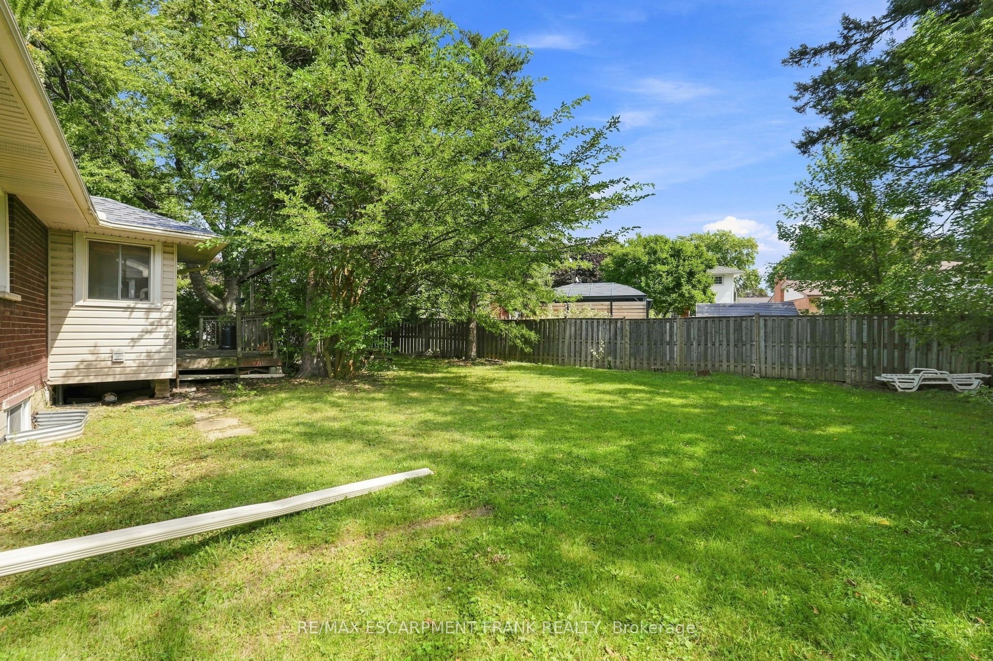 8 Emming Court Property Photo 50