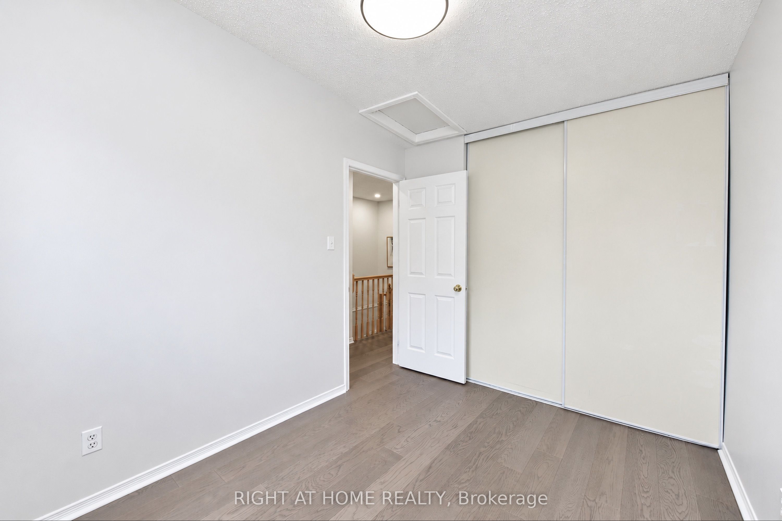 60 Malhotra Court Property Photo 26