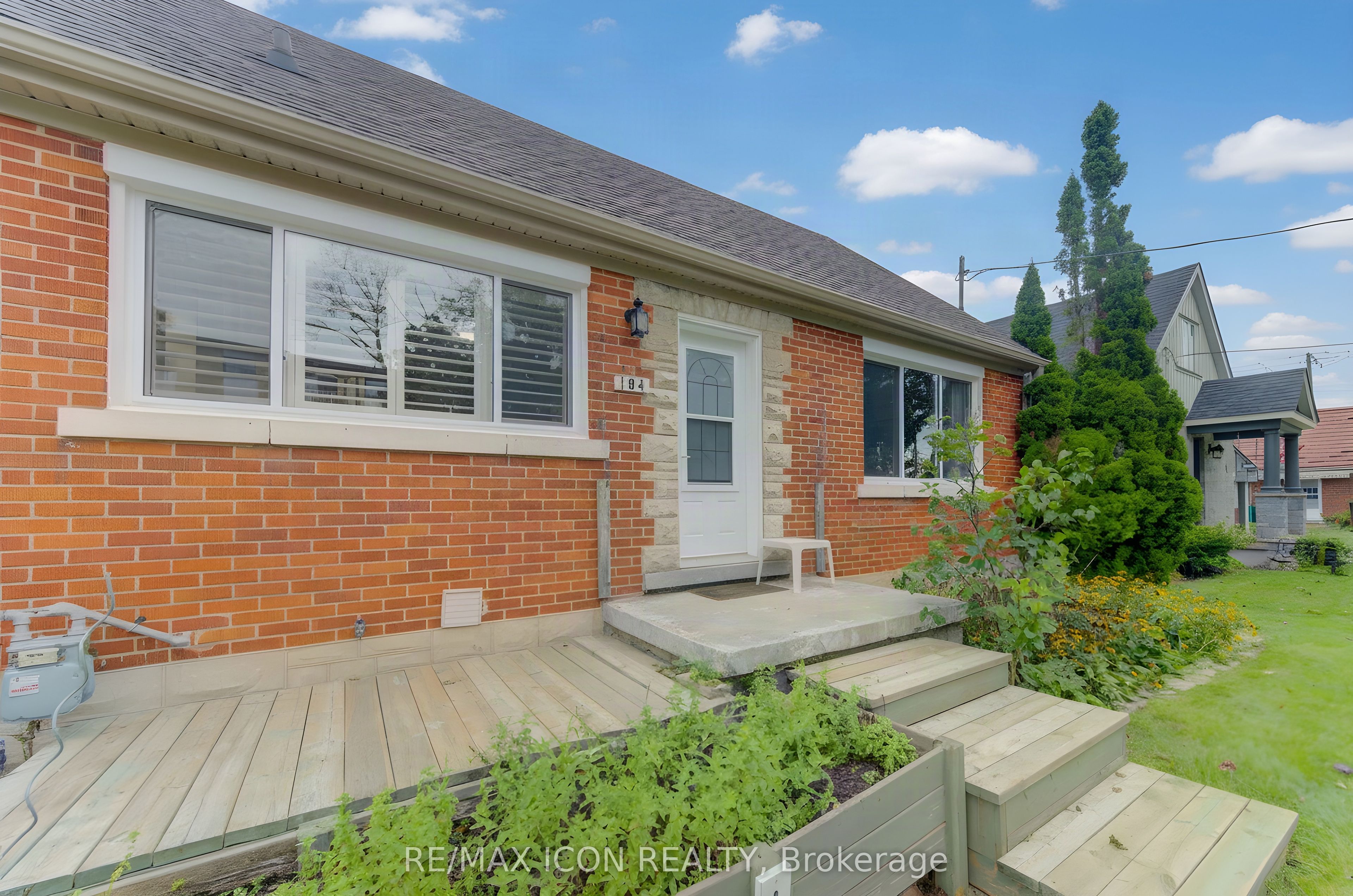104 Mausser Avenue Property Photo 2
