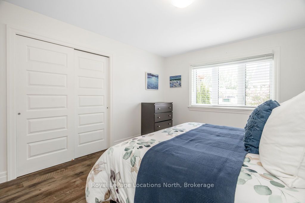 43 Napier Street W Property Photo 21
