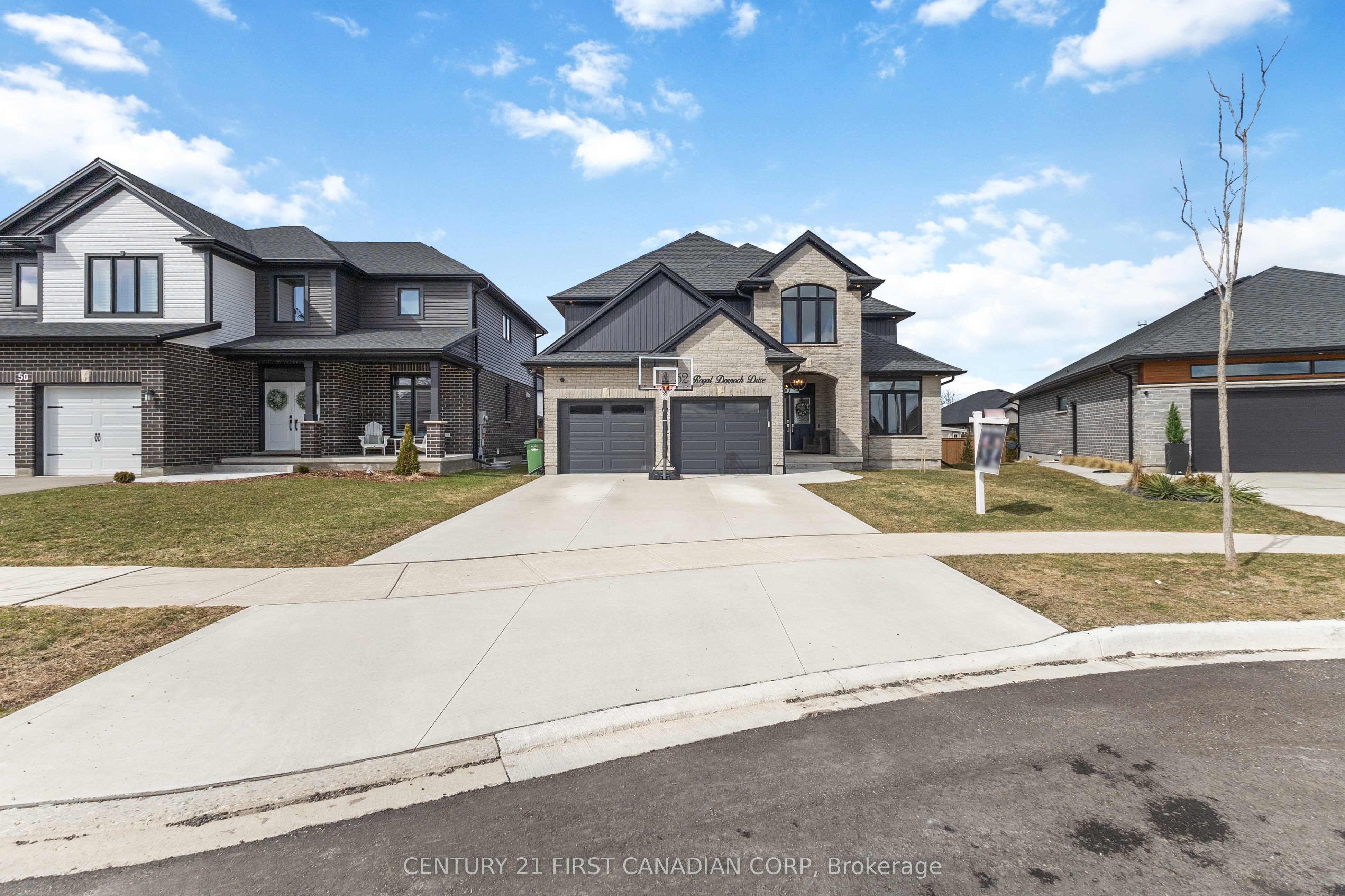 52 Royal Dornoch Drive Property Photo 1