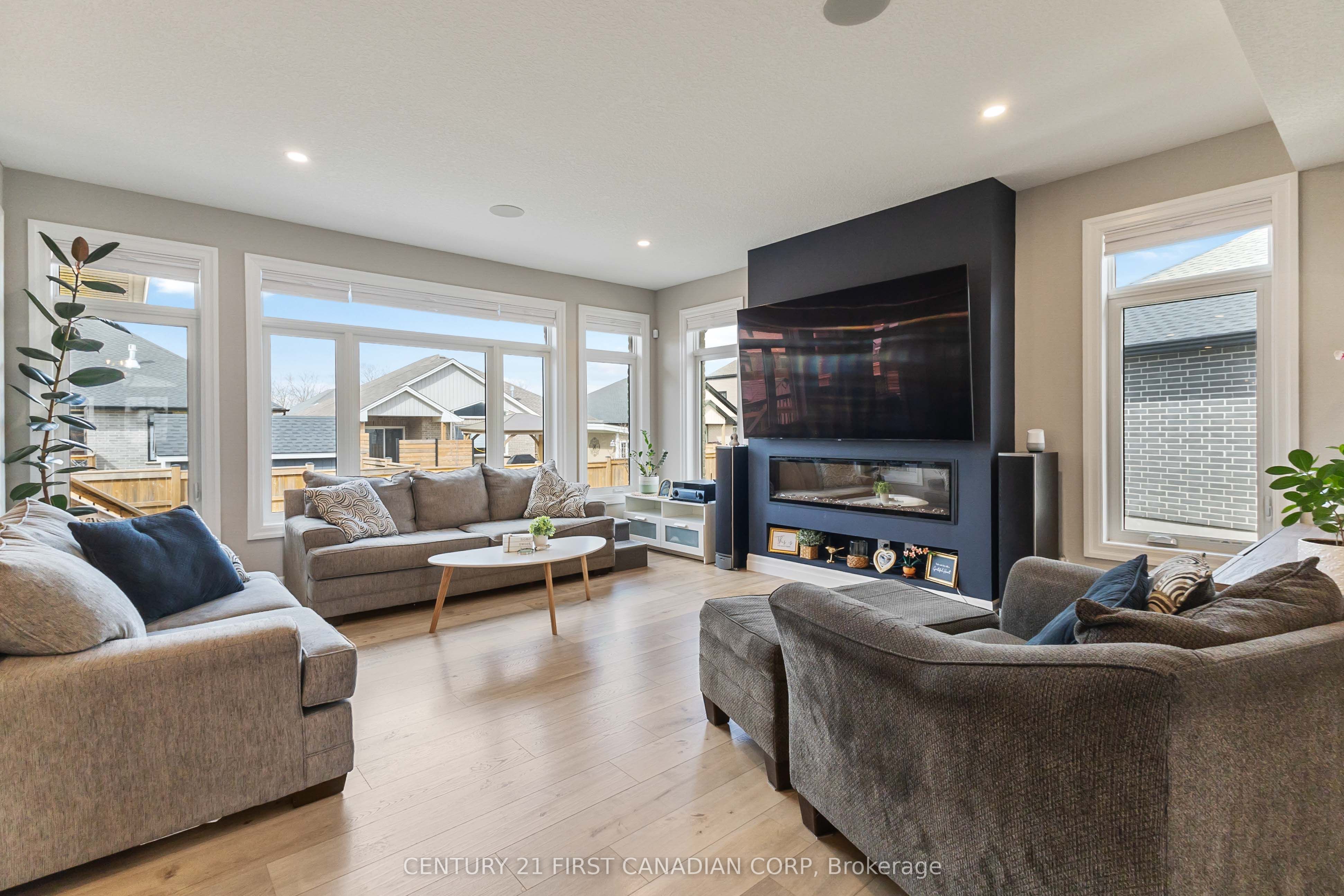52 Royal Dornoch Drive Property Photo 12