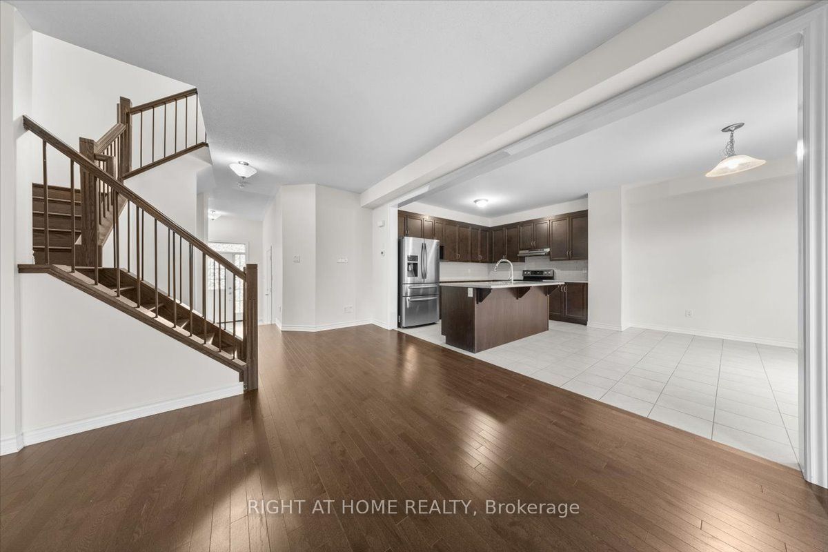 605 Silver Spruce Way Property Photo 11