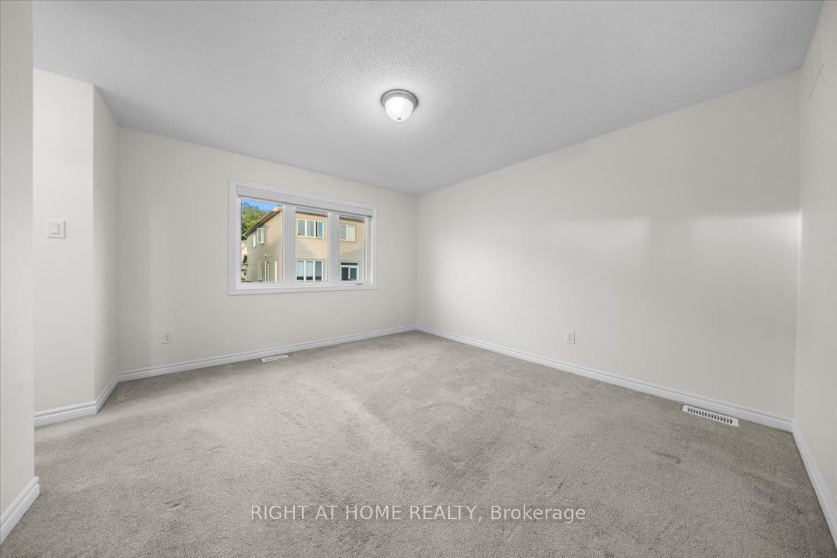 605 Silver Spruce Way Property Photo 21