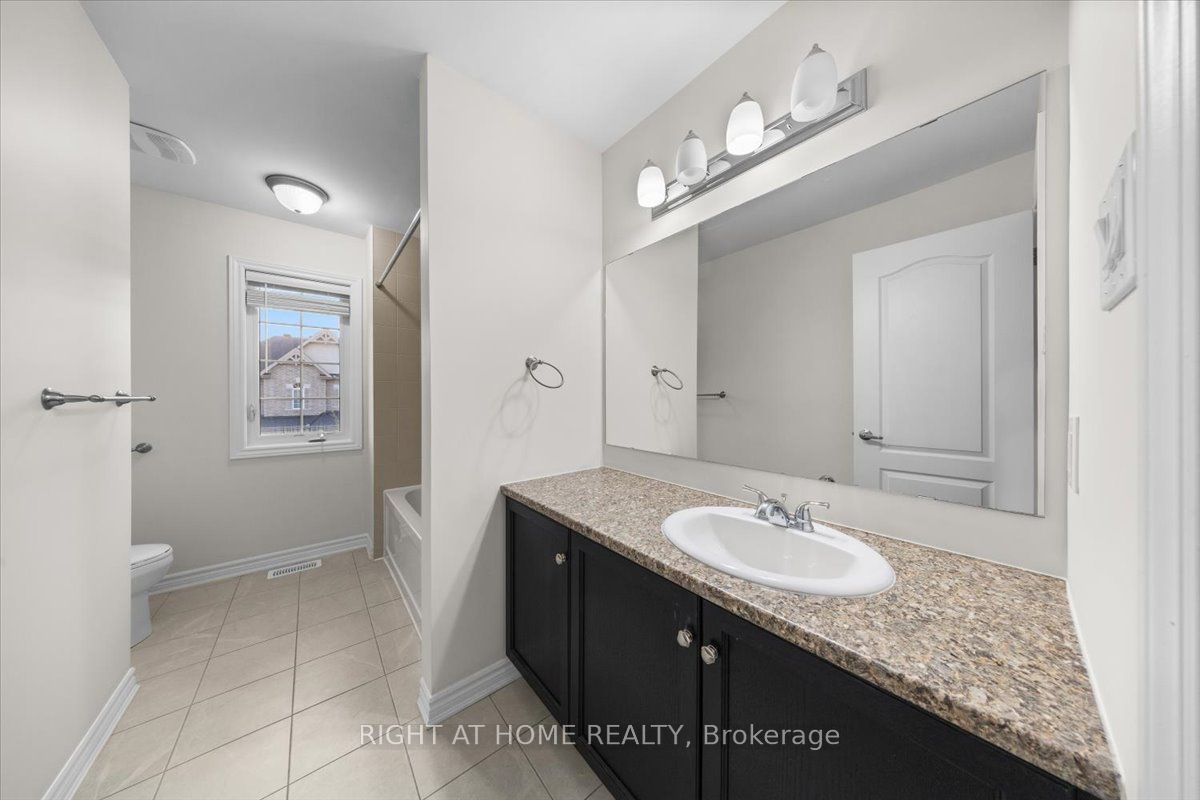 605 Silver Spruce Way Property Photo 28