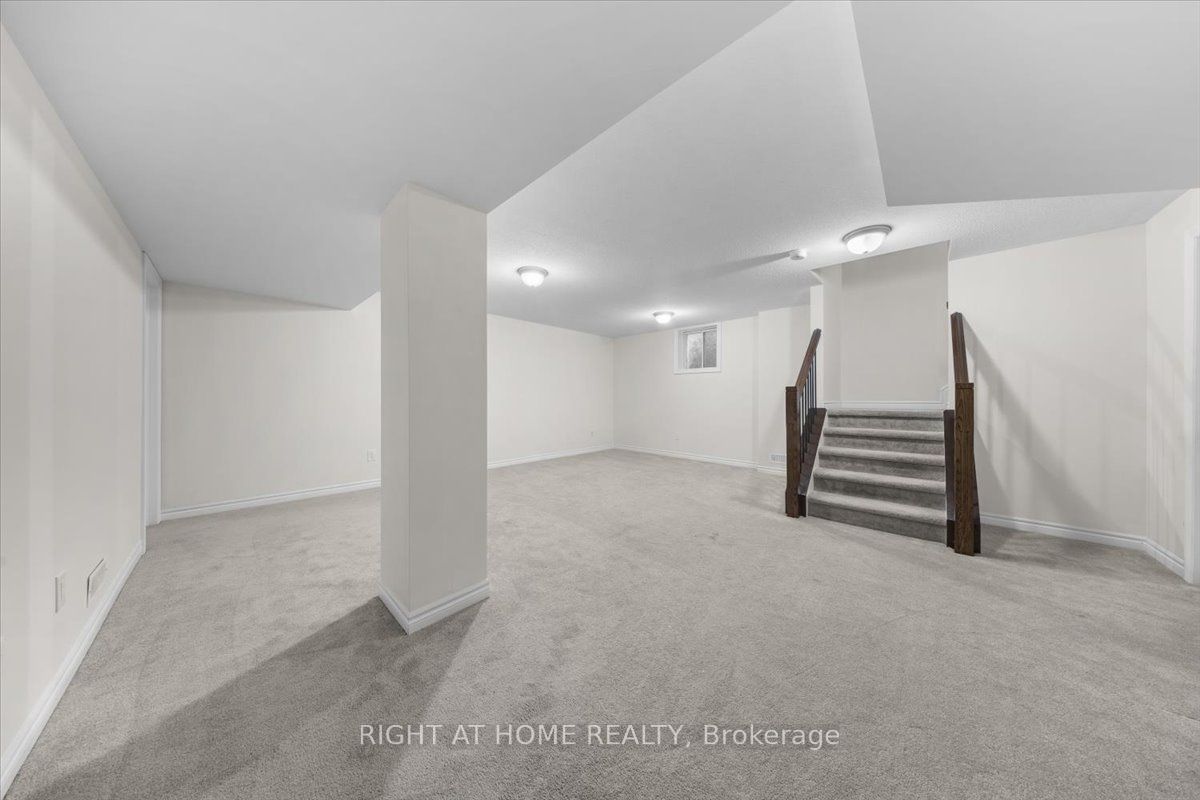 605 Silver Spruce Way Property Photo 29