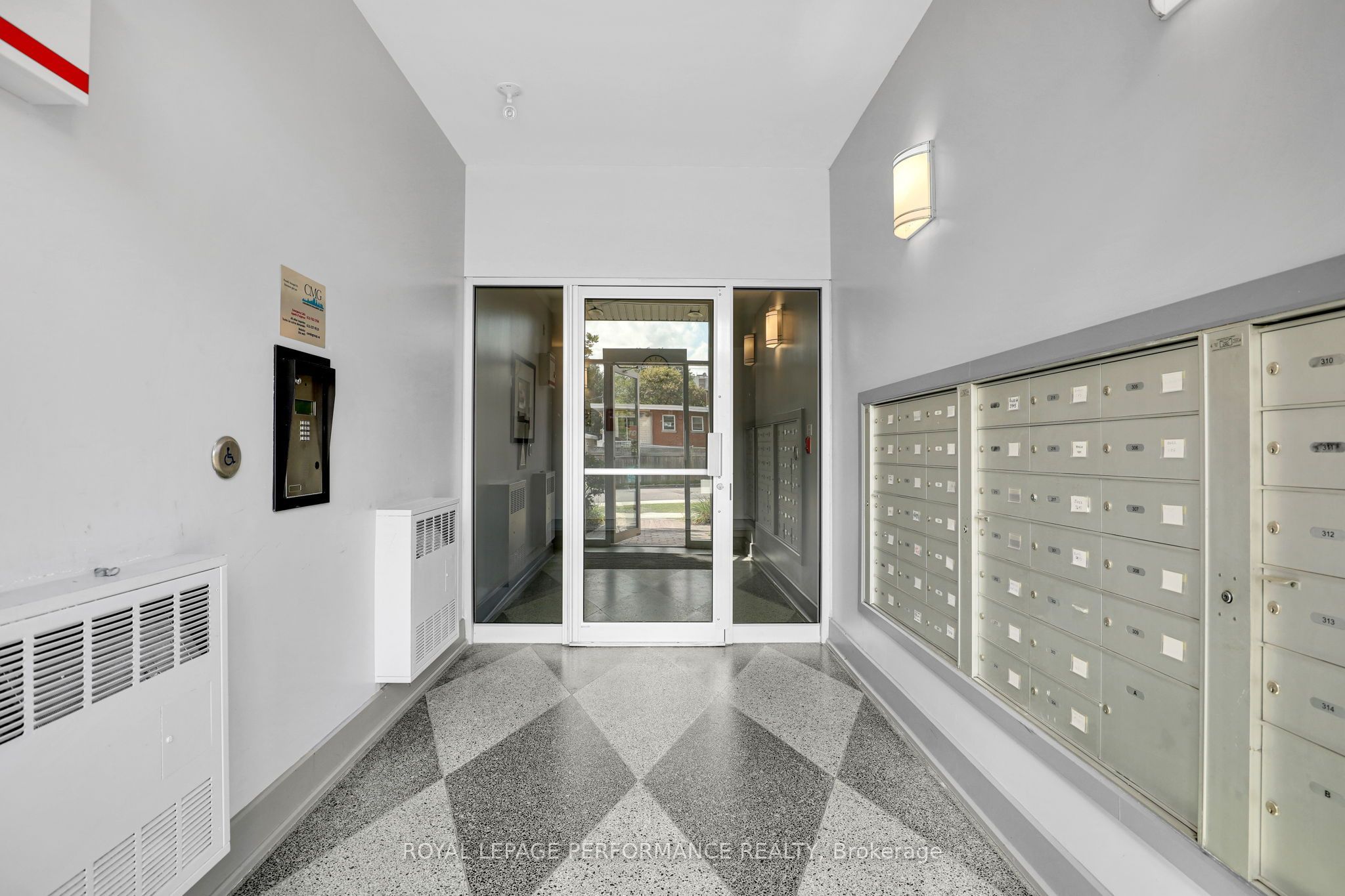 345 St. Denis Street 117 Property Photo 3