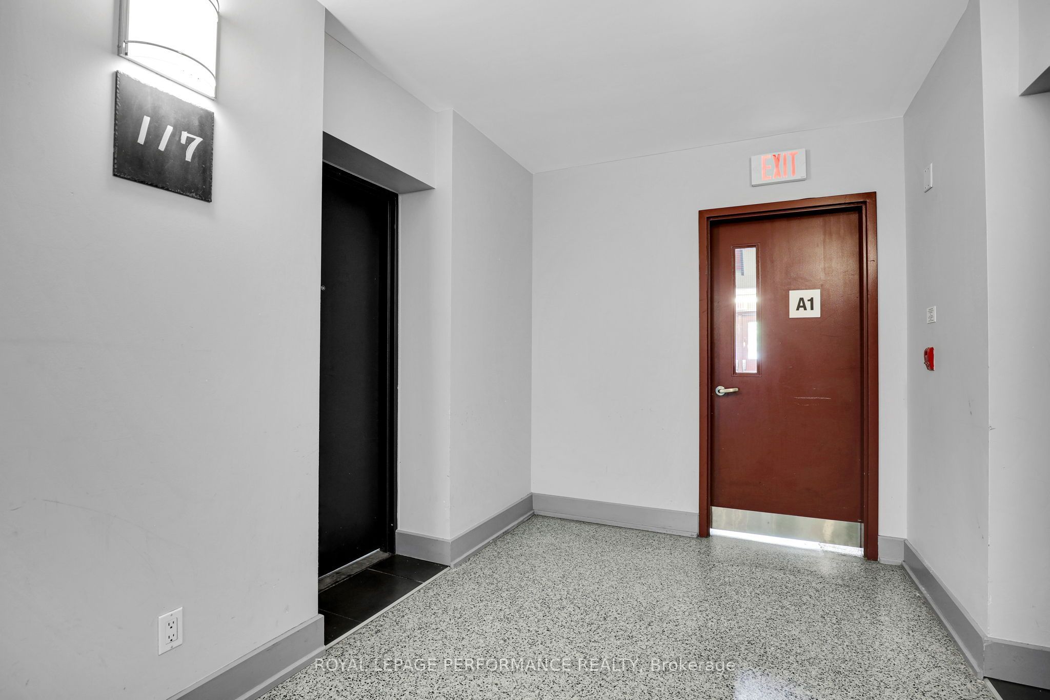 345 St. Denis Street 117 Property Photo 4