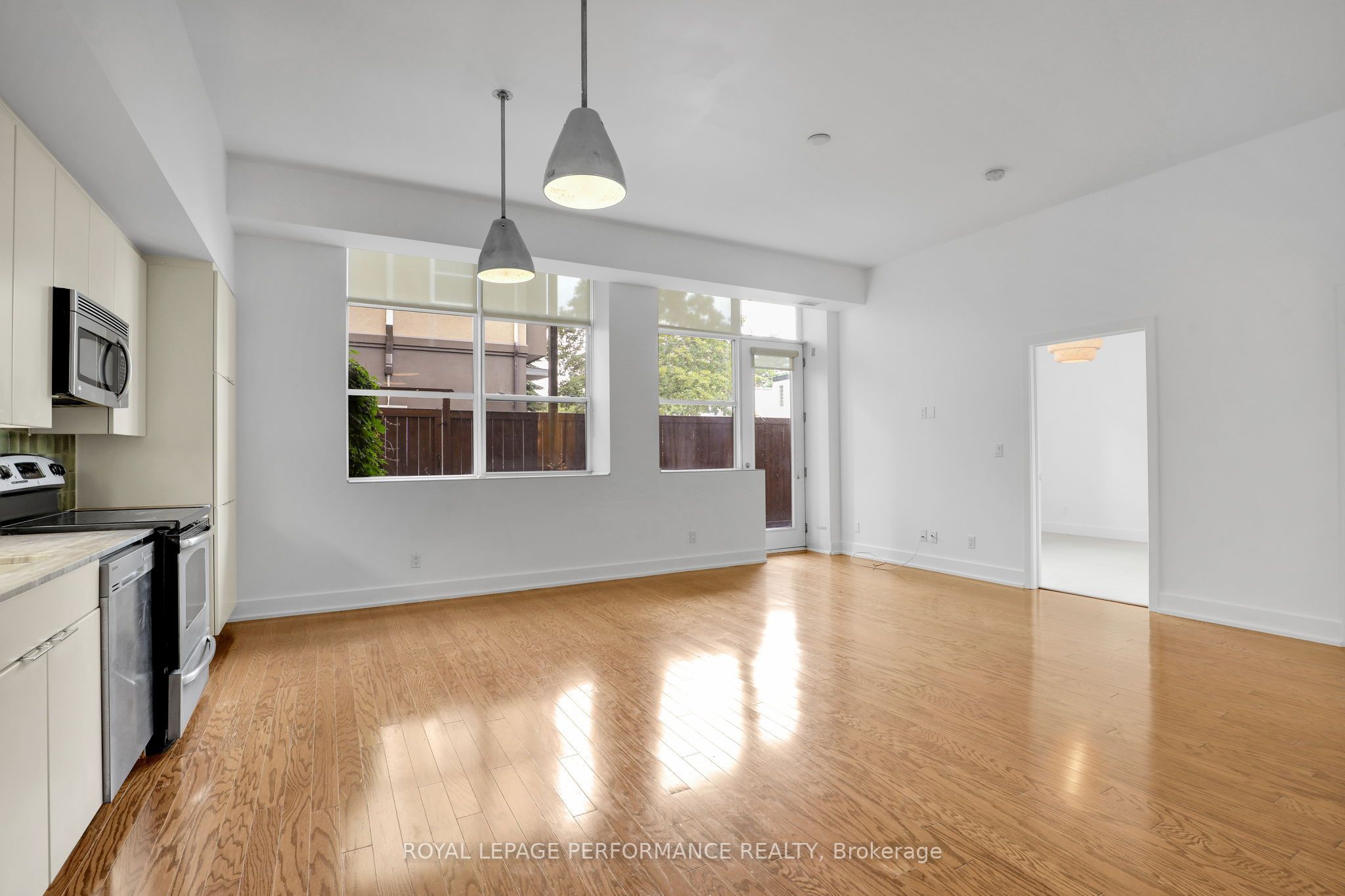 345 St. Denis Street 117 Property Photo 6
