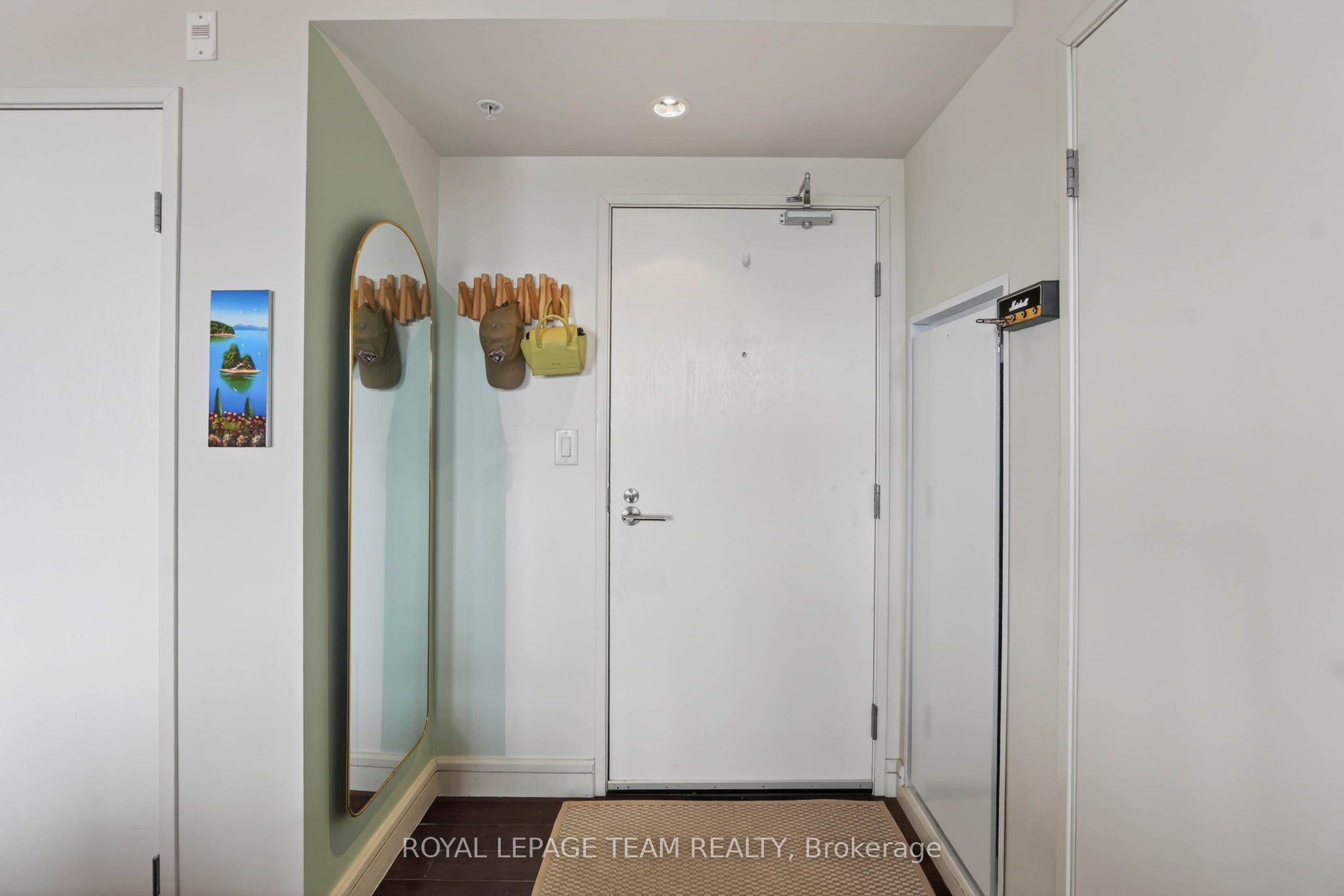 555 Anand Private 808 Property Photo 4