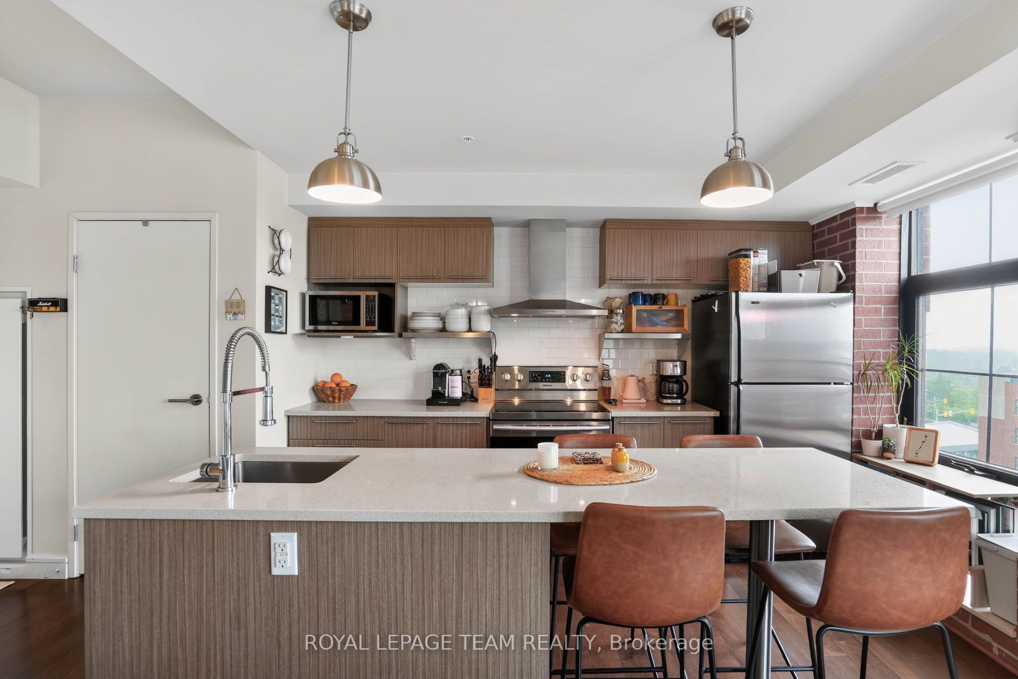 555 Anand Private 808 Property Photo 11
