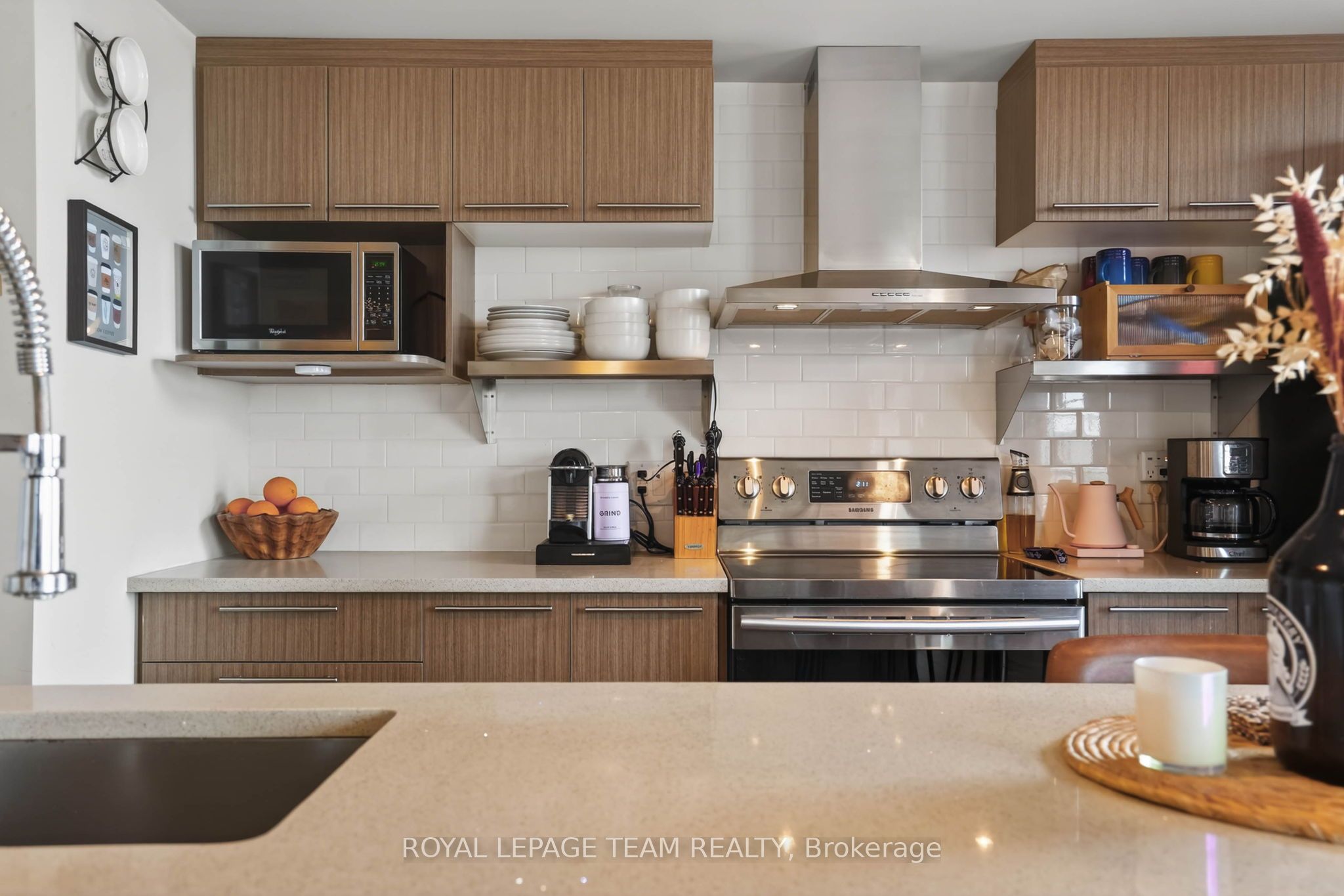 555 Anand Private 808 Property Photo 12