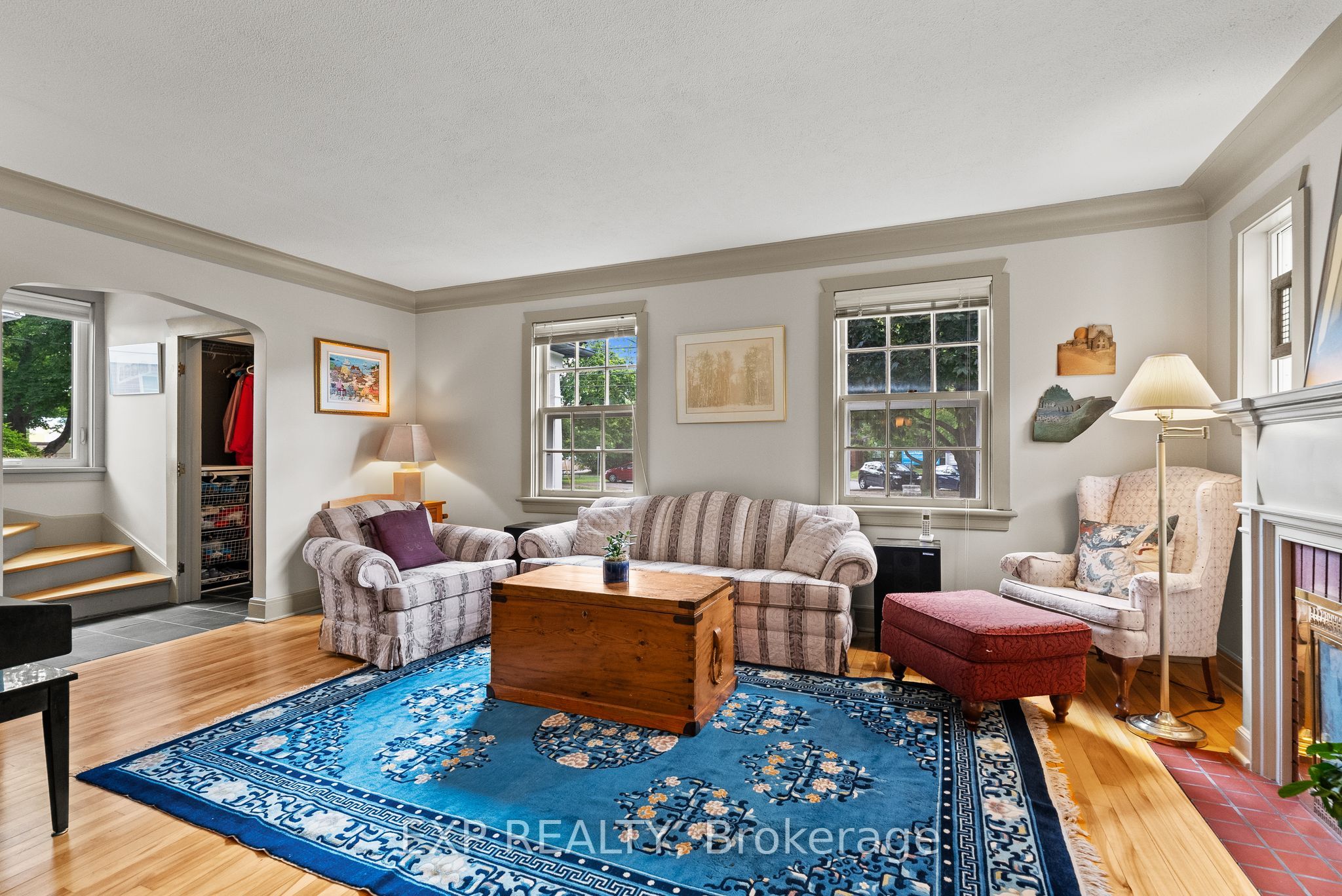 579 Broadview Avenue Property Photo 12