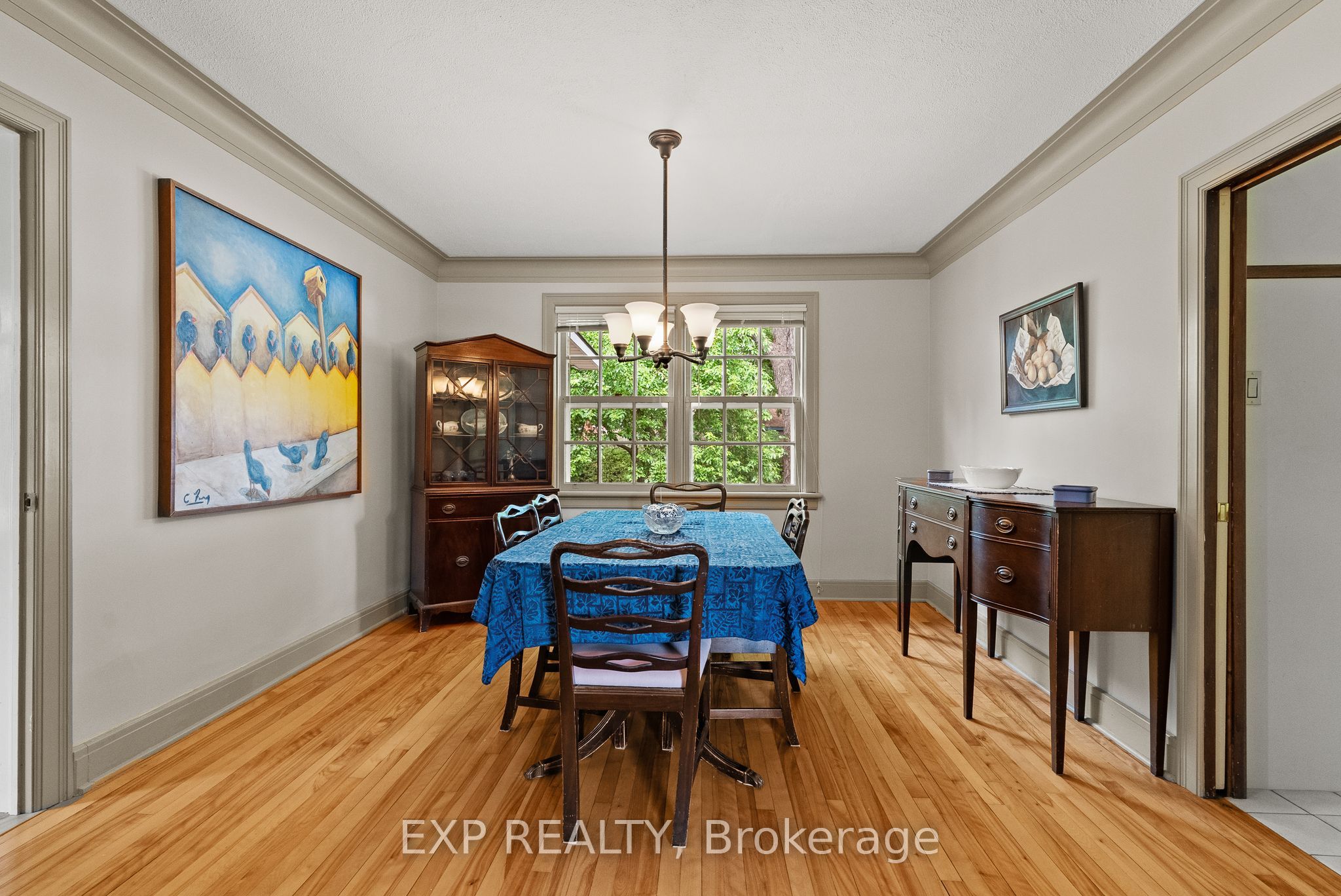 579 Broadview Avenue Property Photo 14