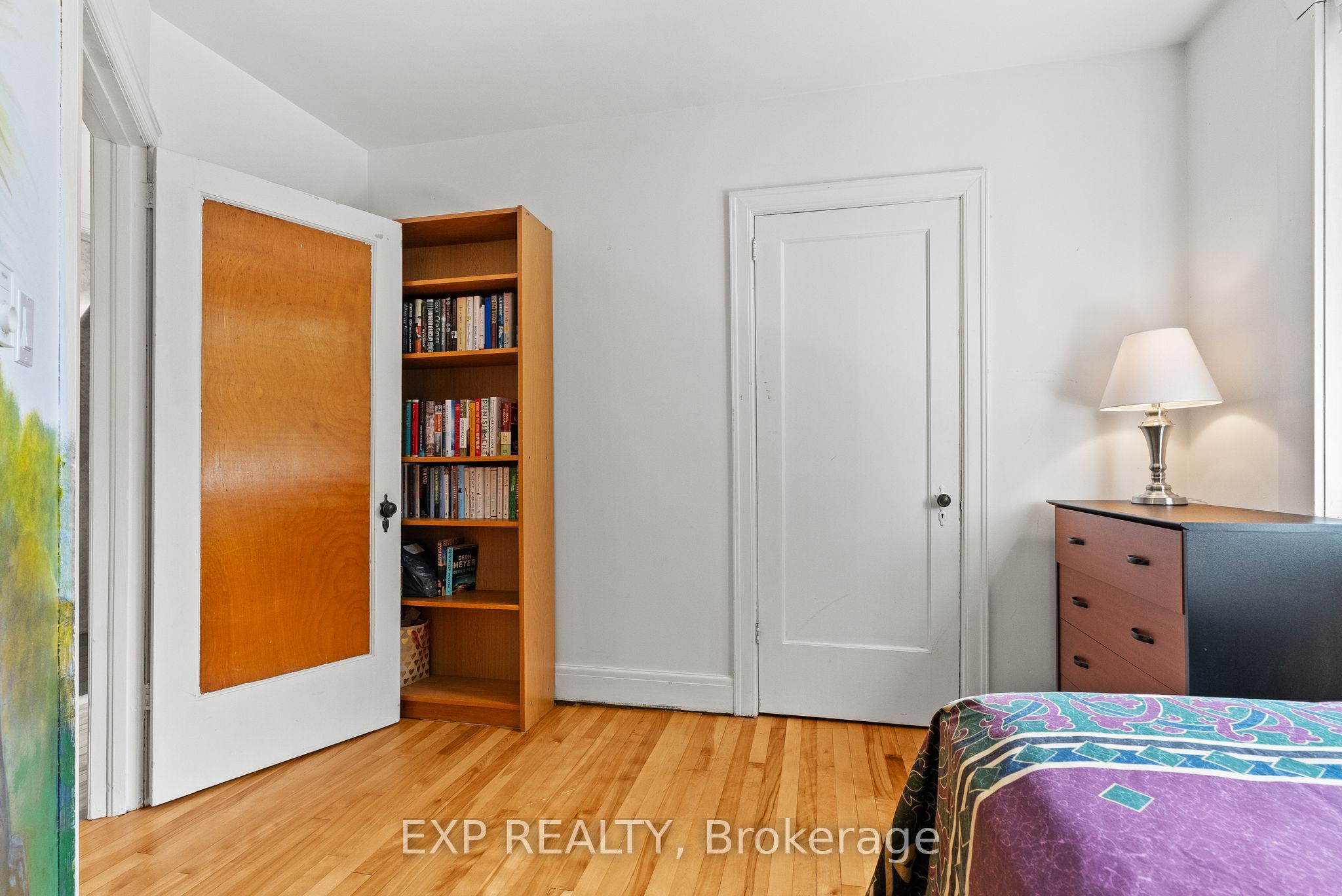 579 Broadview Avenue Property Photo 30