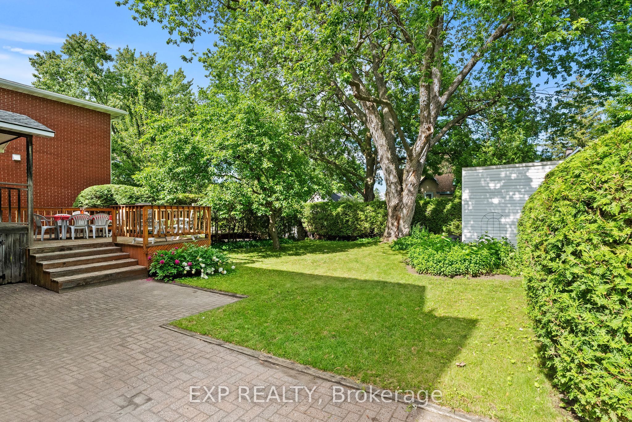 579 Broadview Avenue Property Photo 34