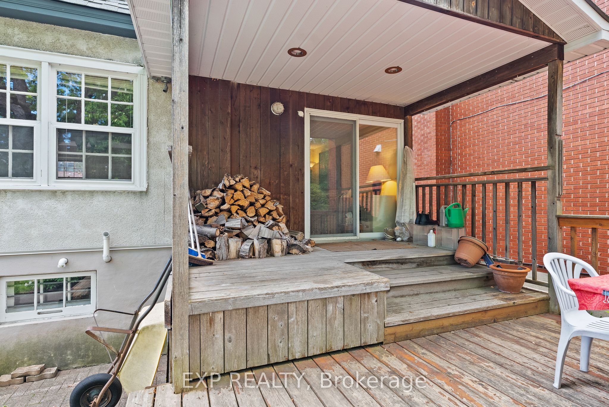 579 Broadview Avenue Property Photo 35