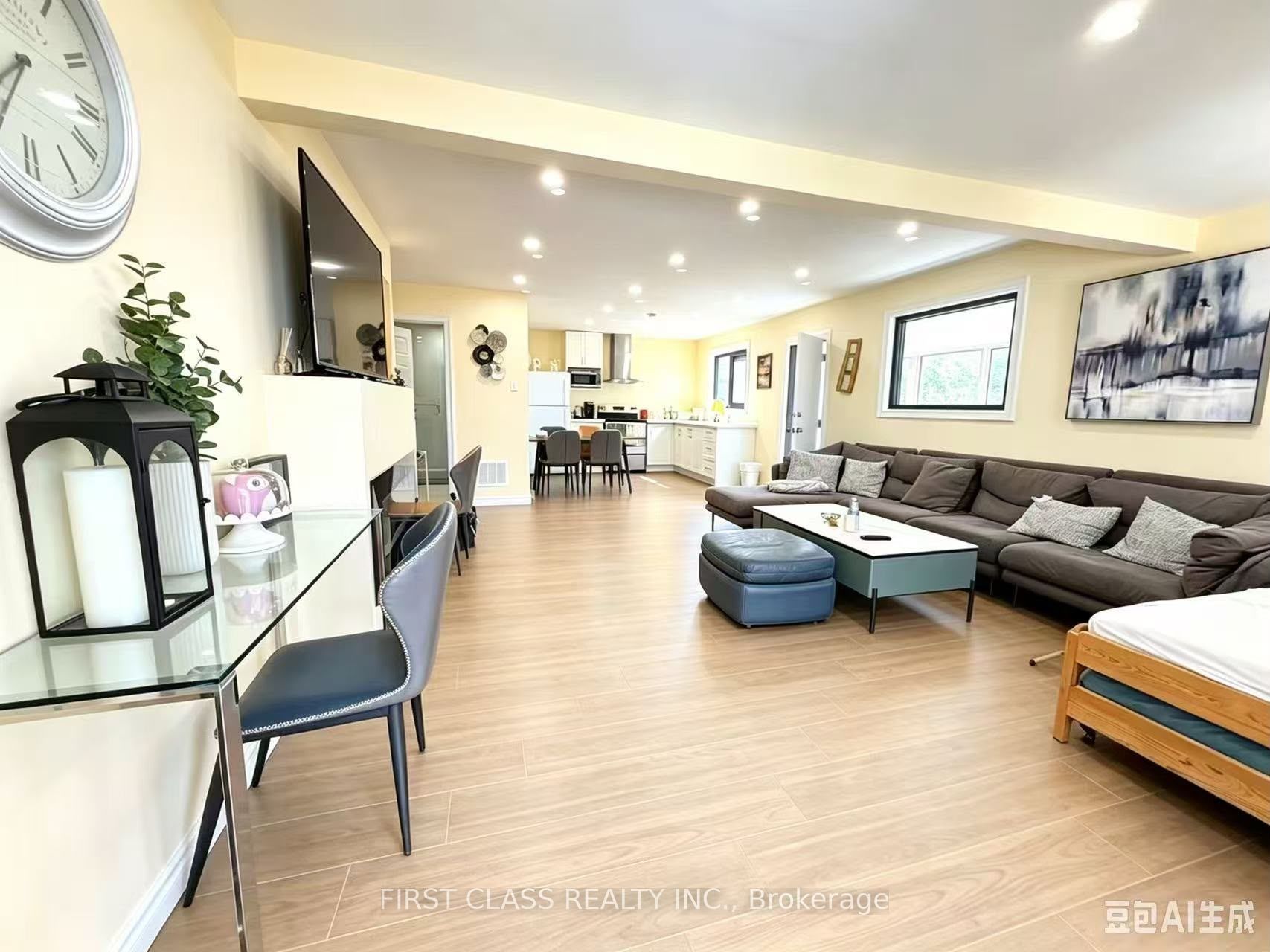 37 Laird Drive Property Photo 5