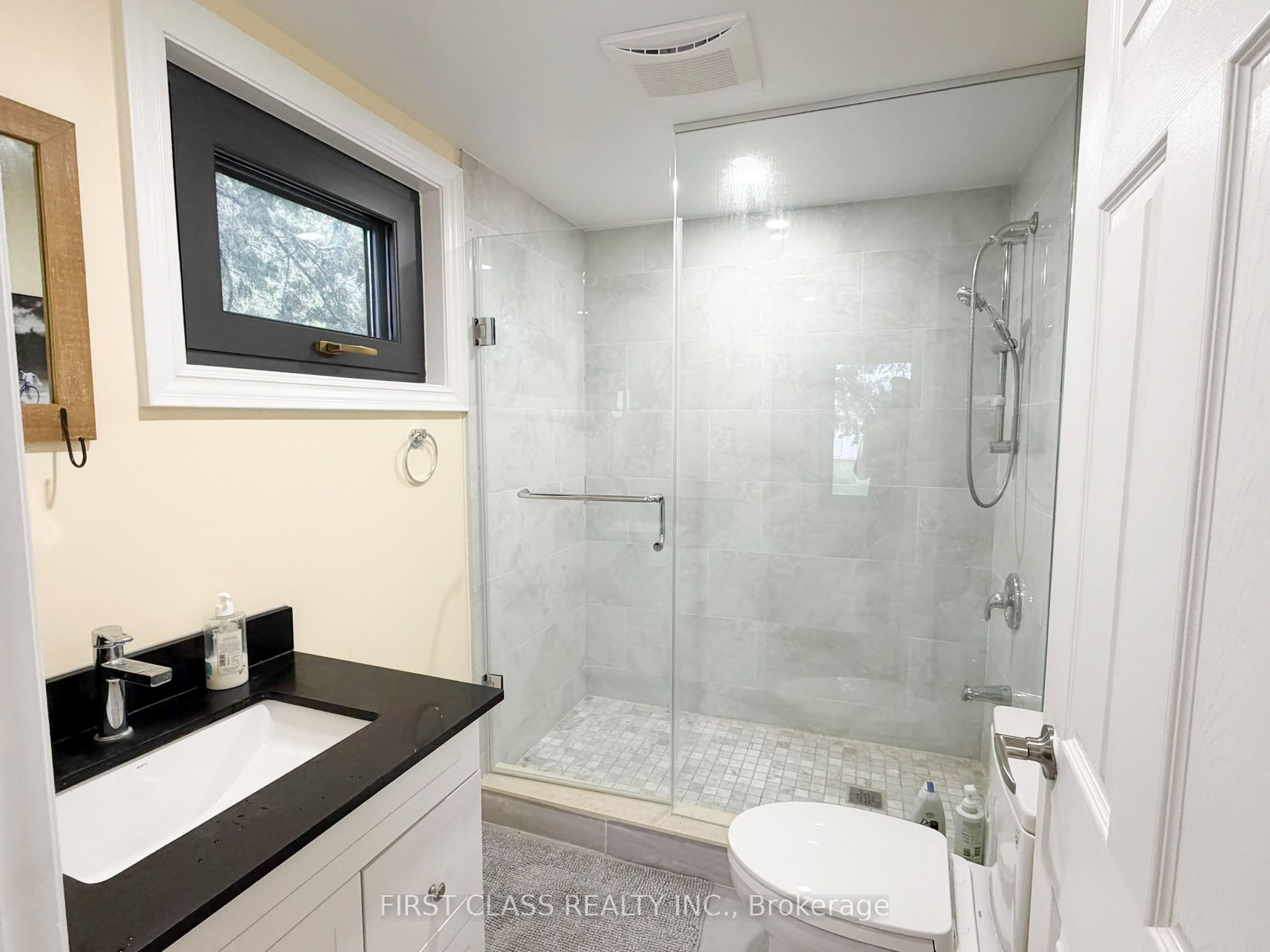 37 Laird Drive Property Photo 17