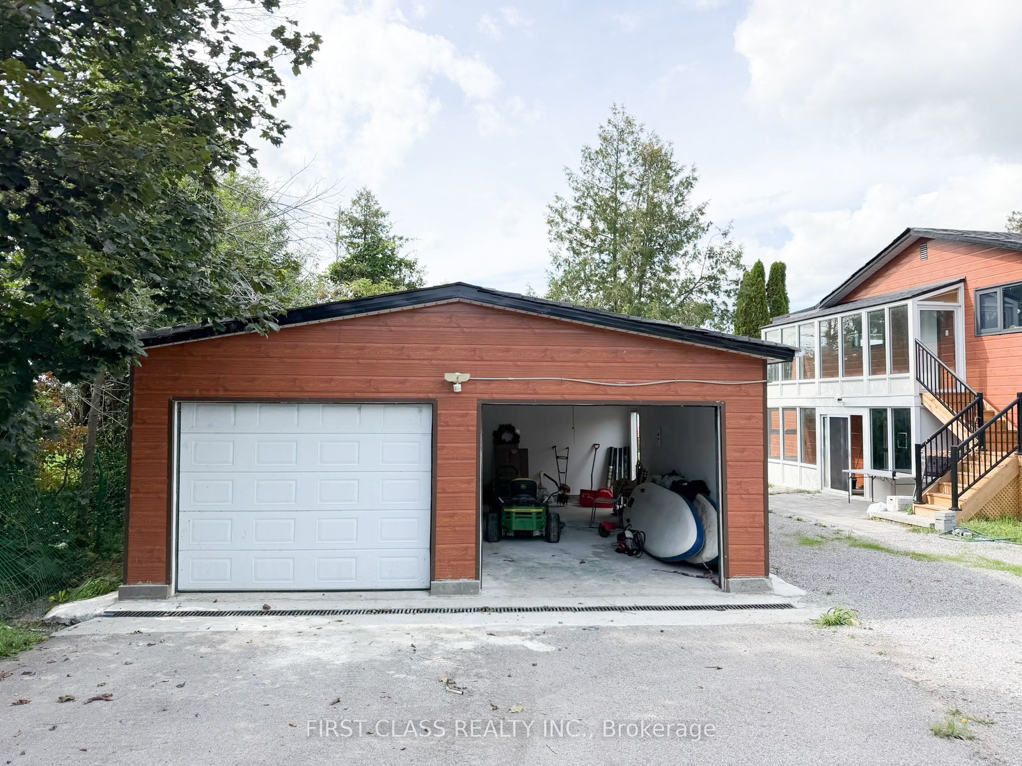 37 Laird Drive Property Photo 23