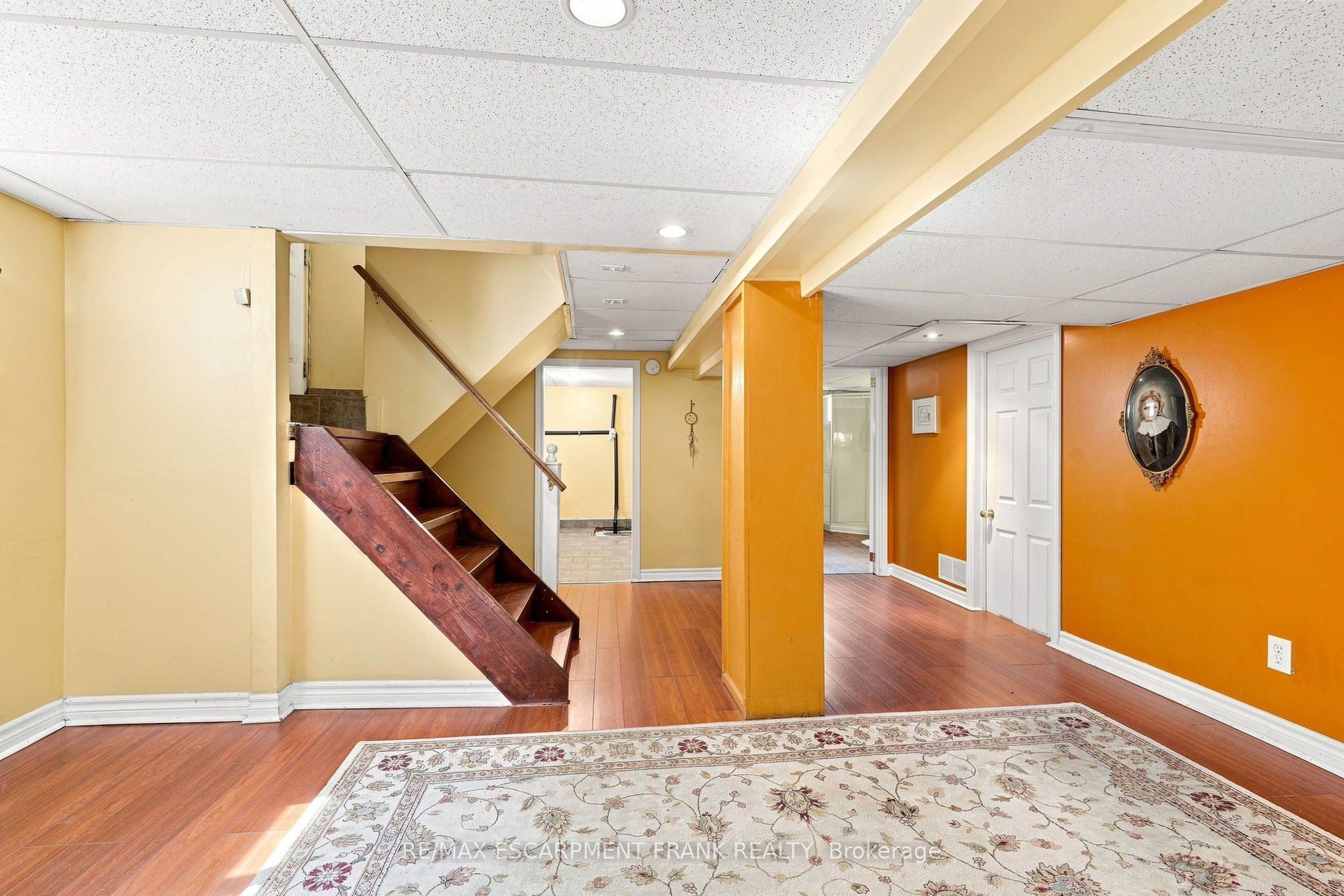 38 Garside Avenue S Property Photo 31