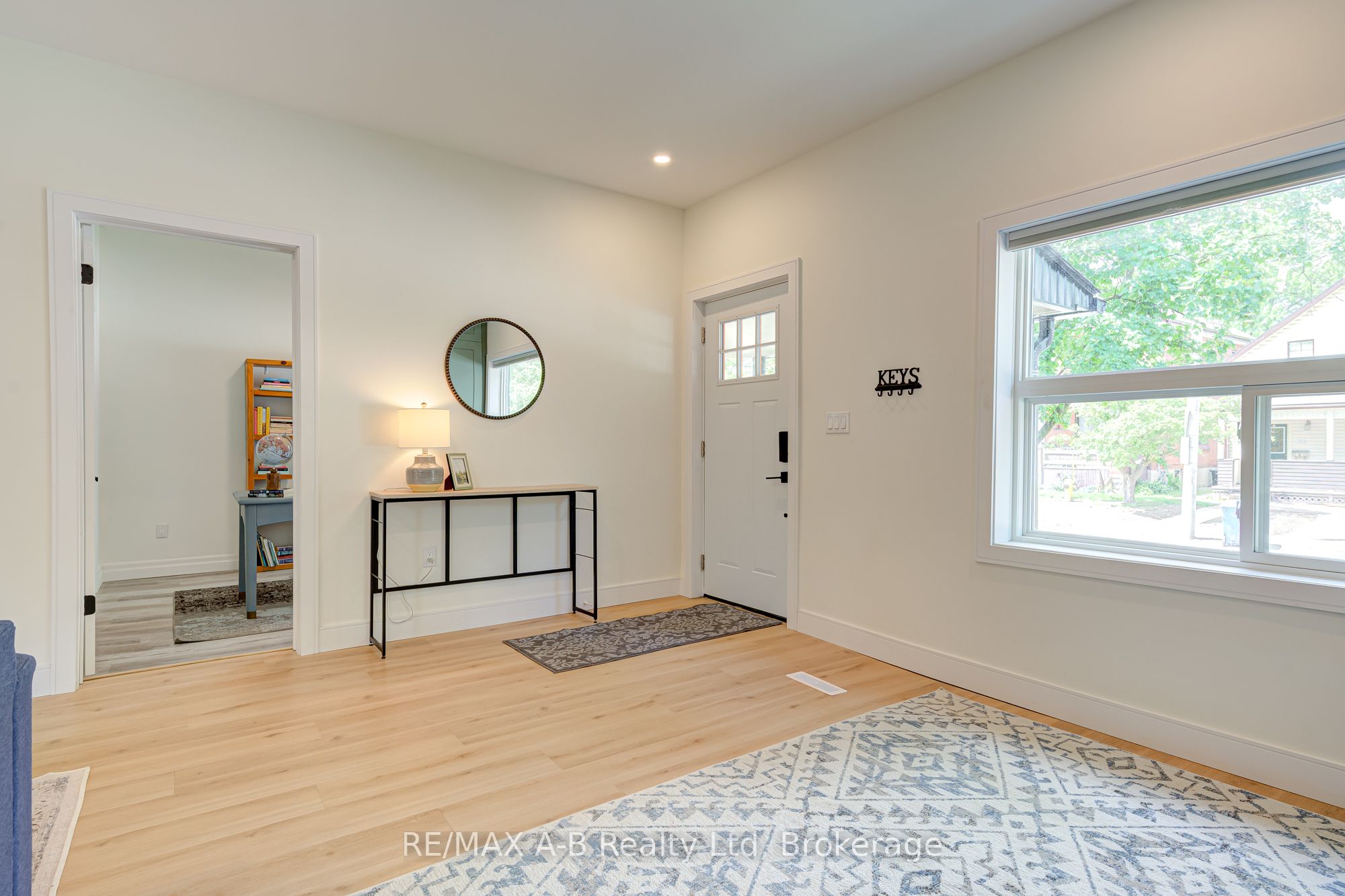 261 Albert Street Property Photo 5