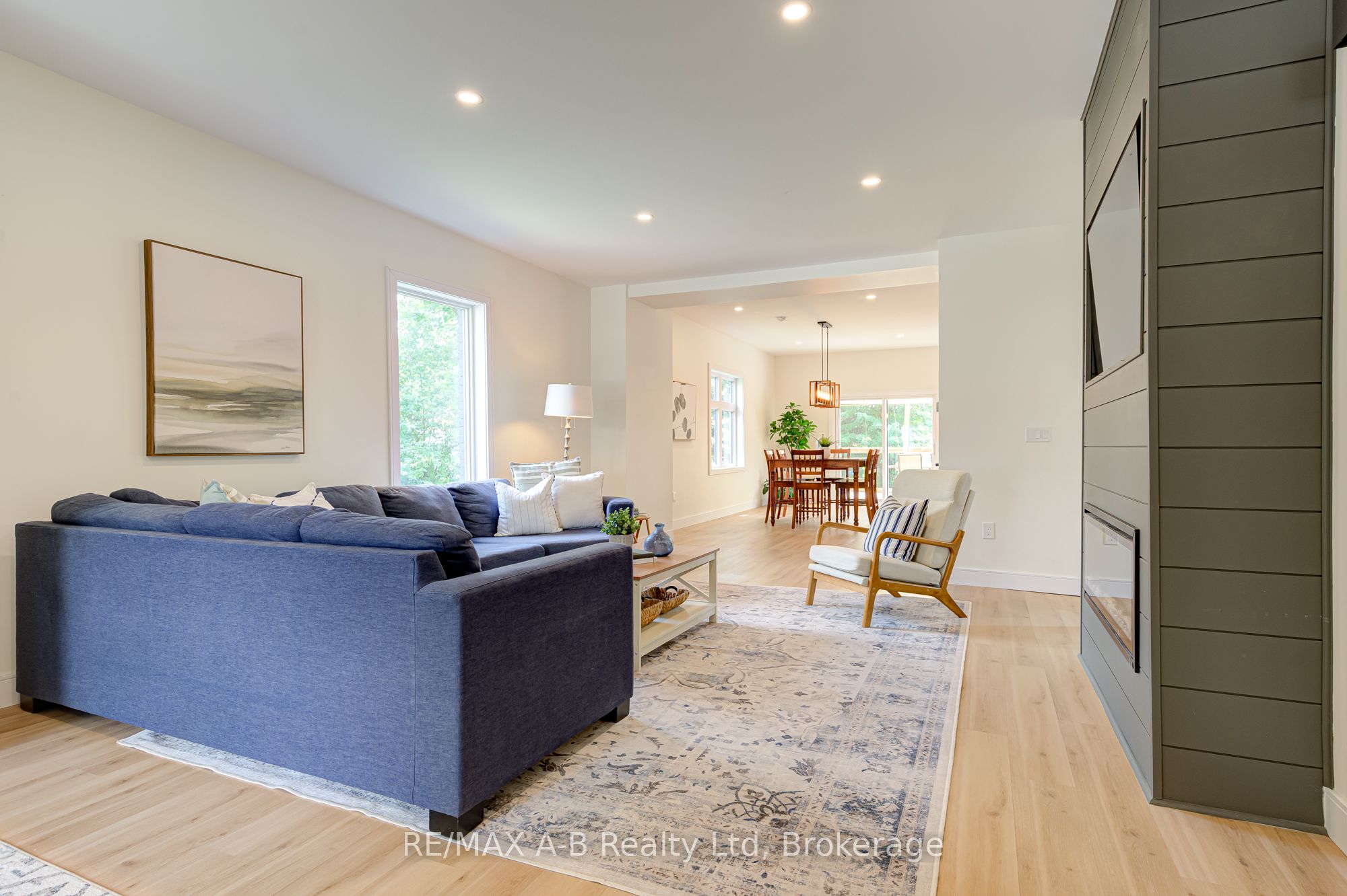 261 Albert Street Property Photo 10