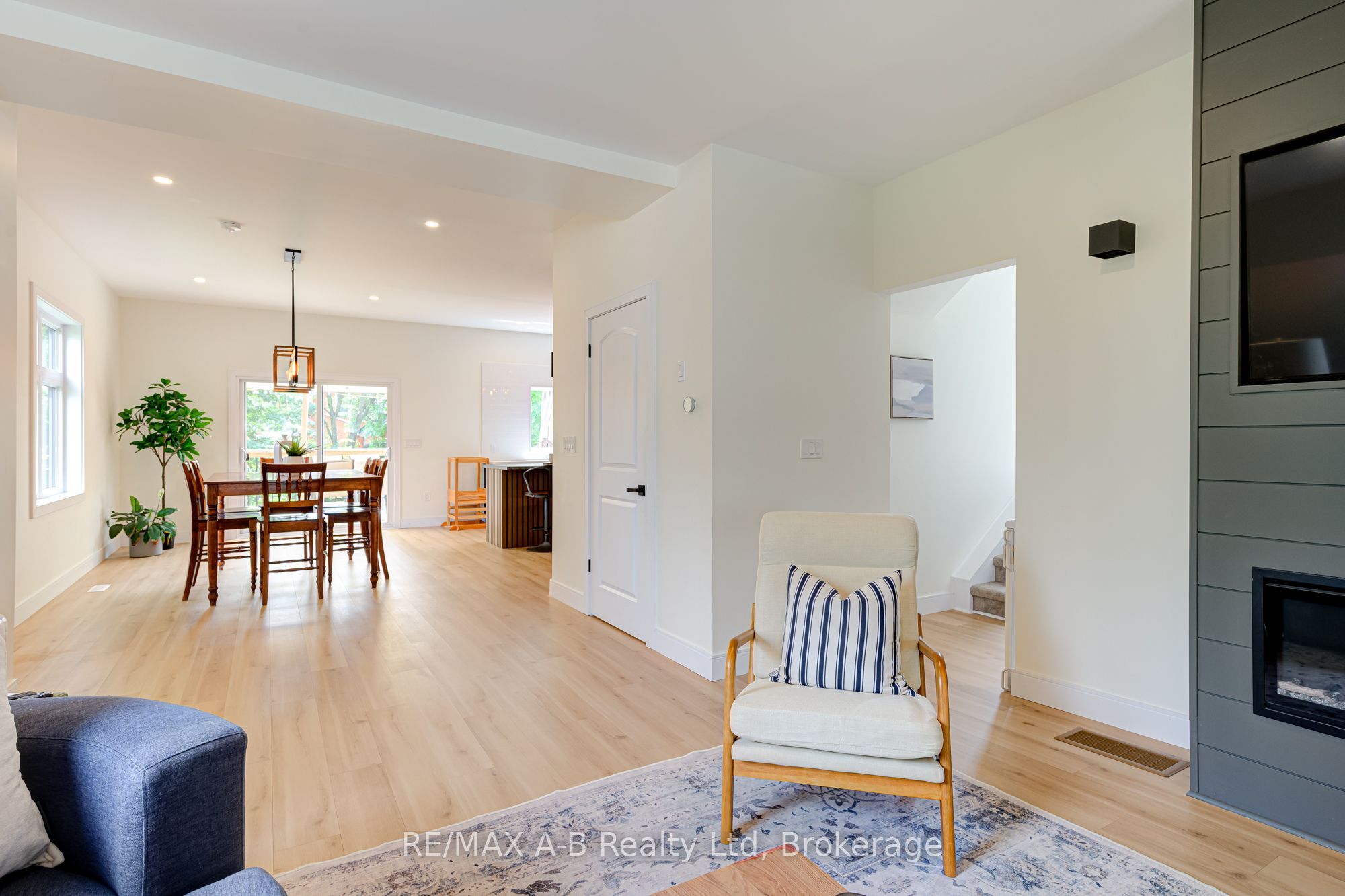 261 Albert Street Property Photo 13