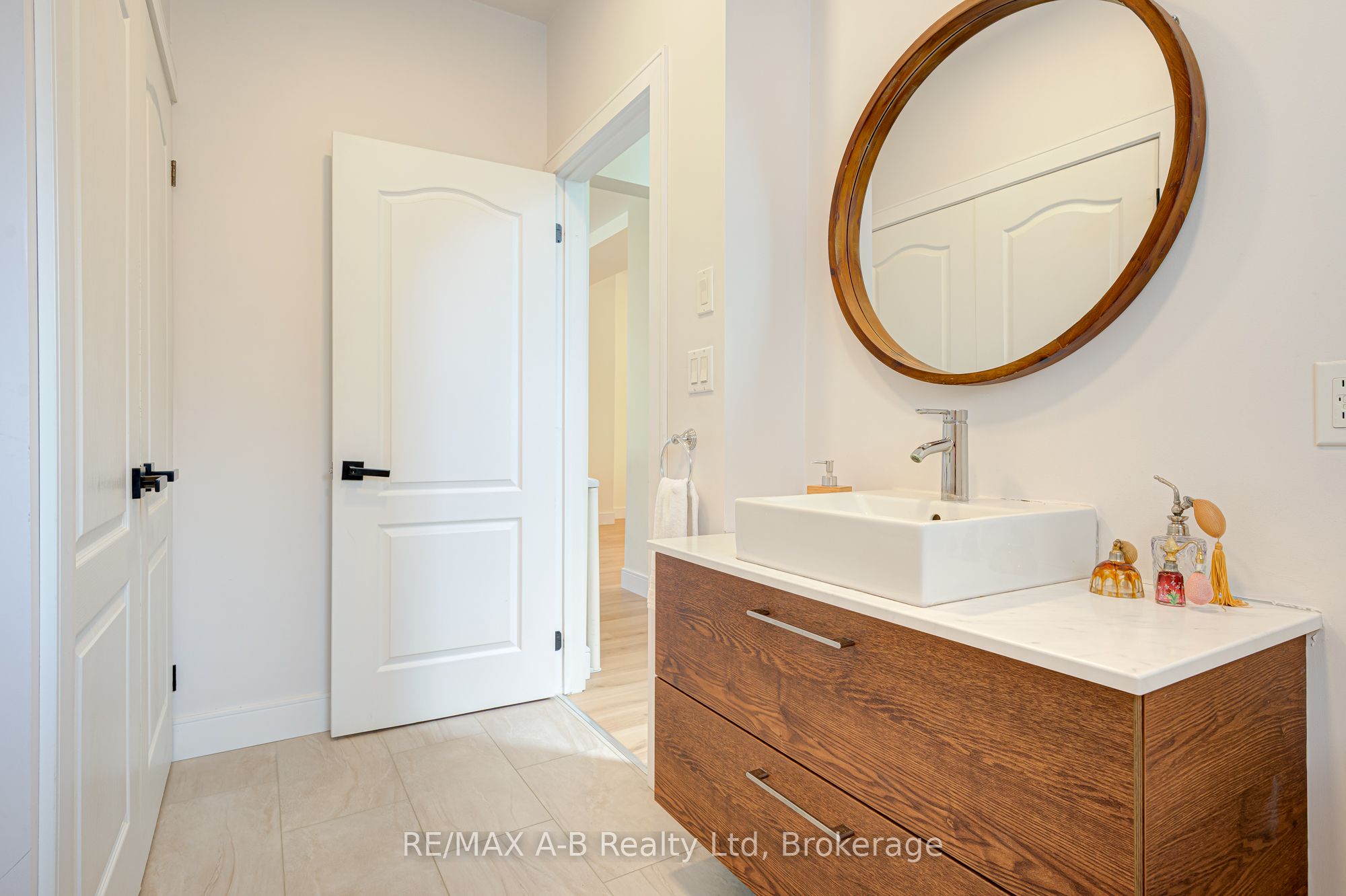 261 Albert Street Property Photo 26