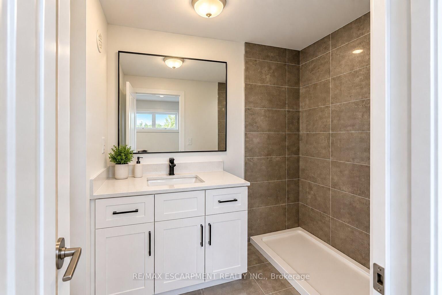 86 Poulette Street 1 Property Photo 8