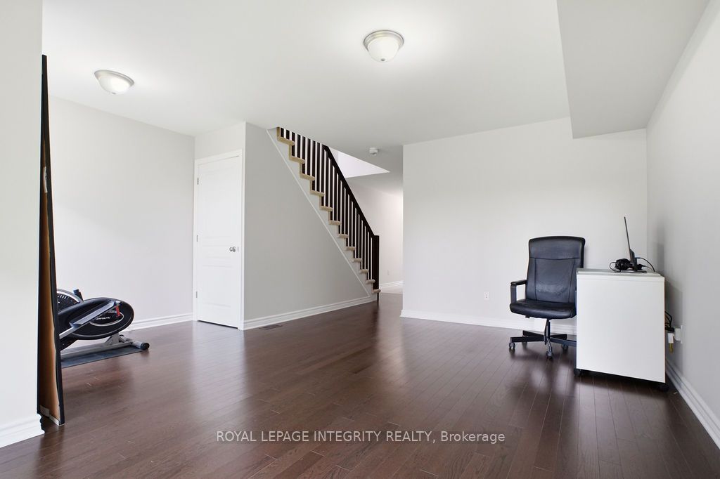 430 Tralee Road Property Photo 9