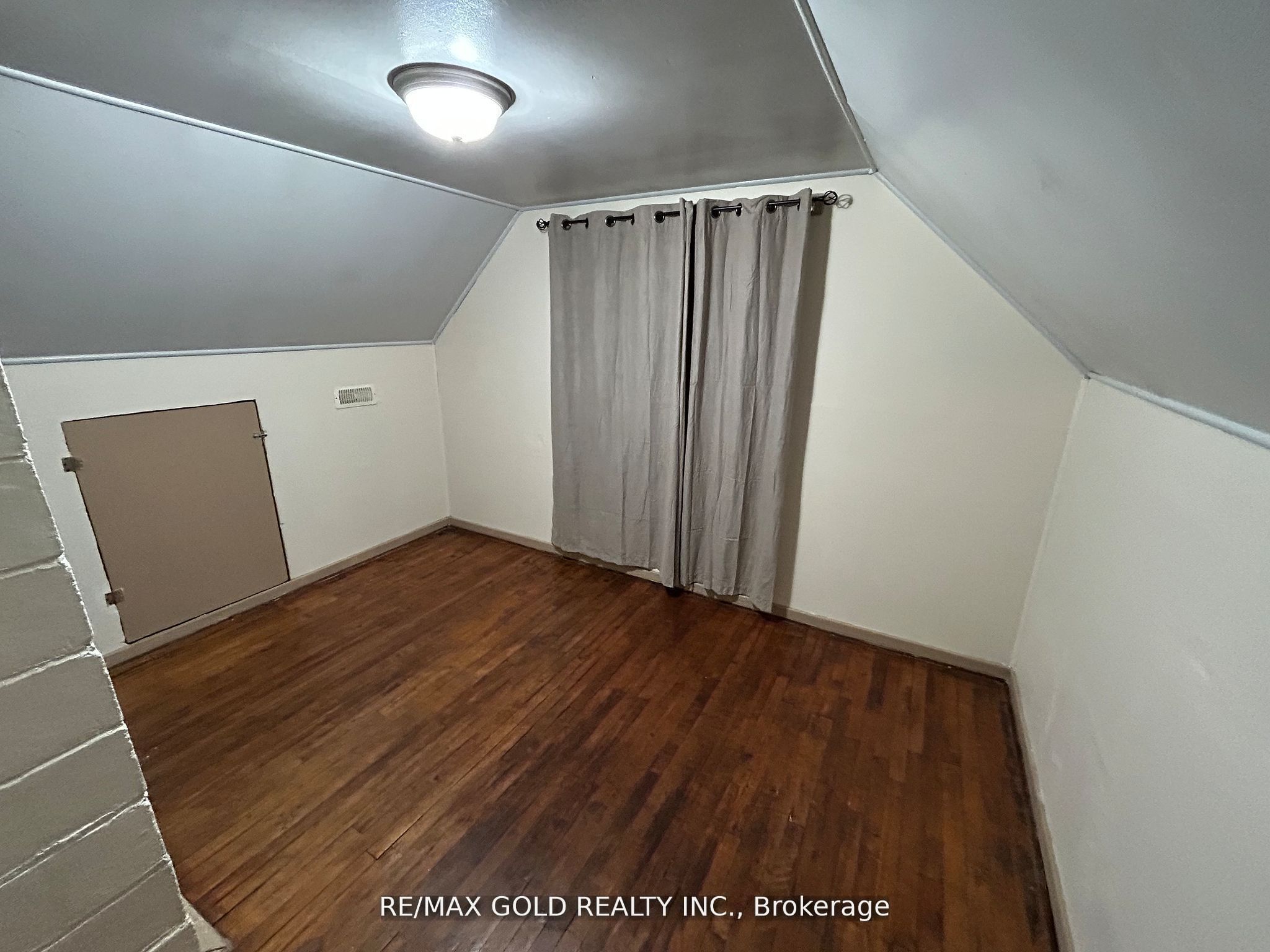 1315 Partington Avenue Property Photo 10