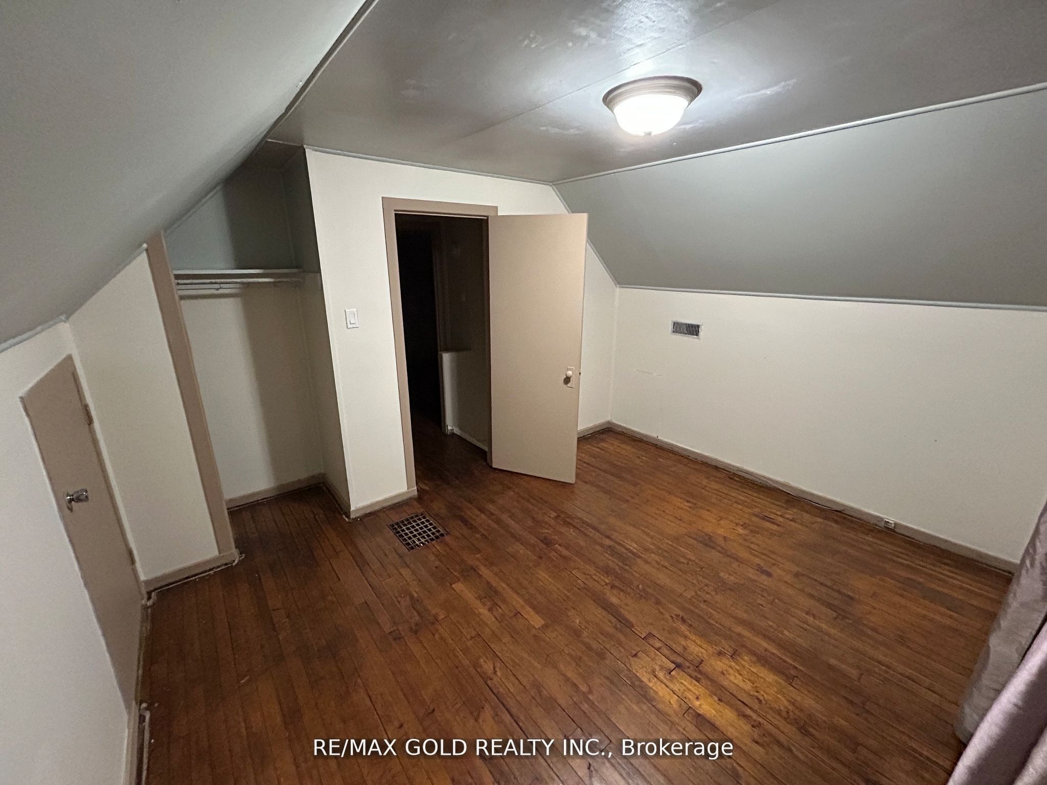1315 Partington Avenue Property Photo 12