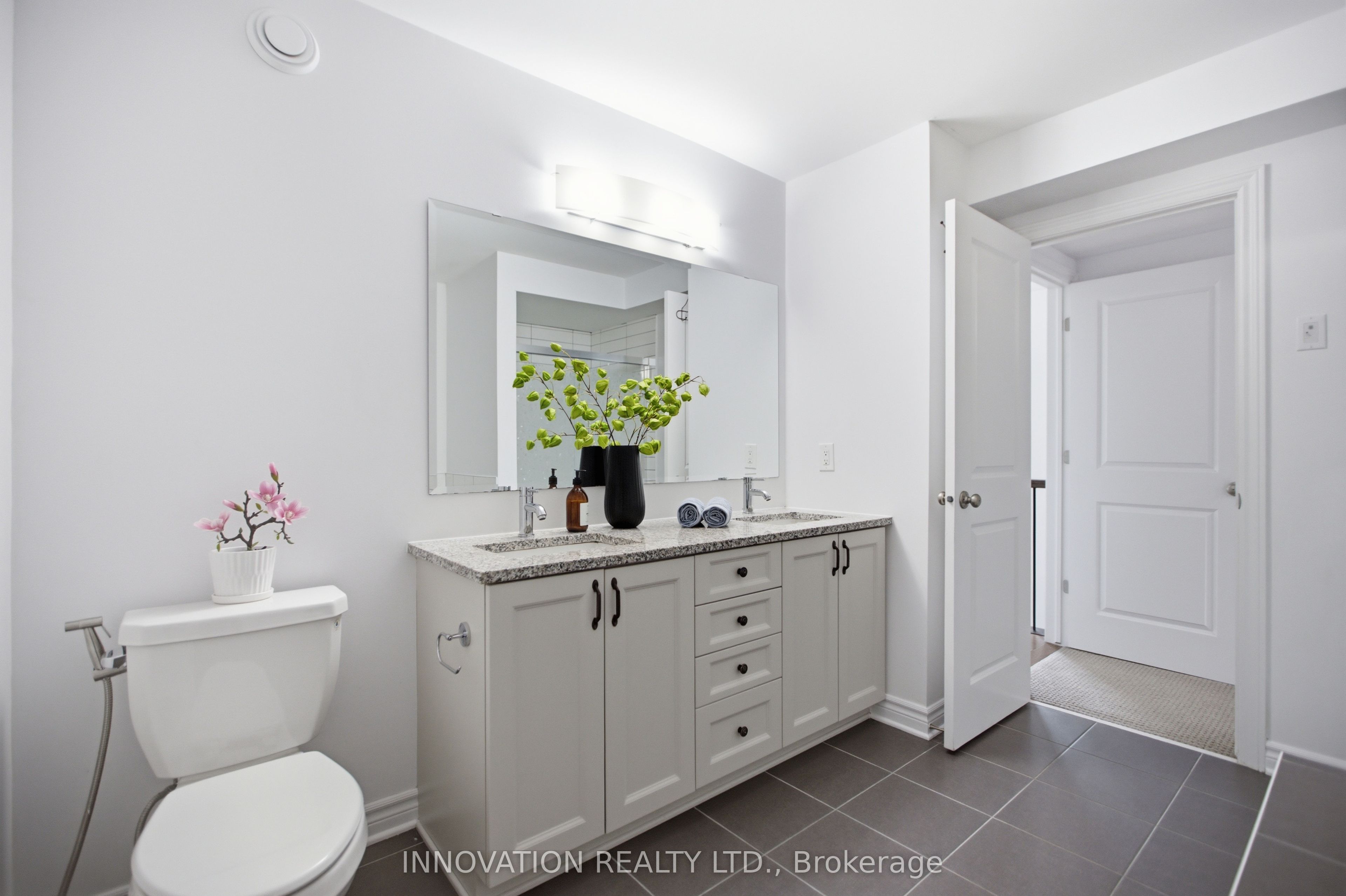 39 Hermes Avenue Property Photo 21