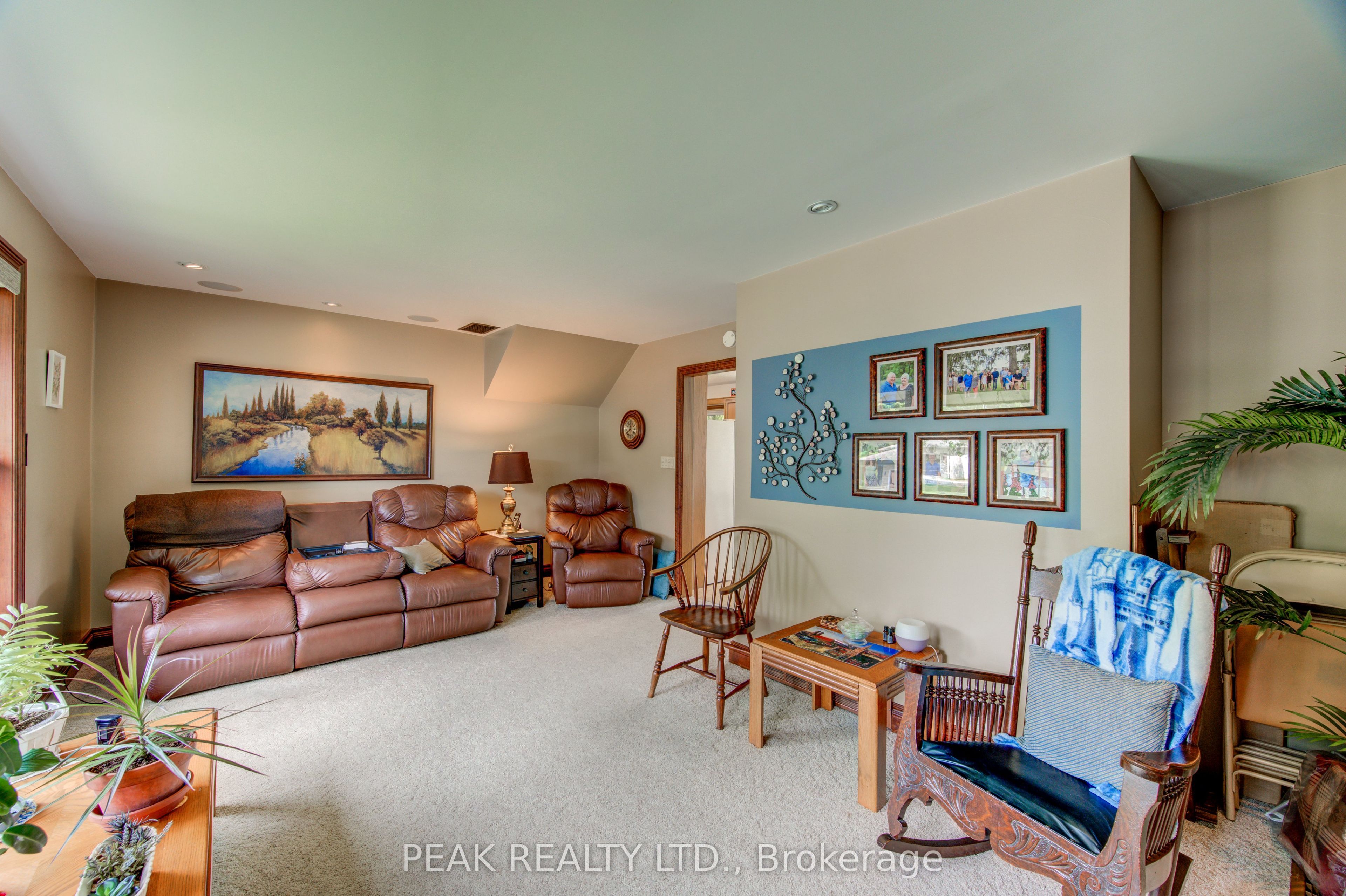 5465 King Street Property Photo 26